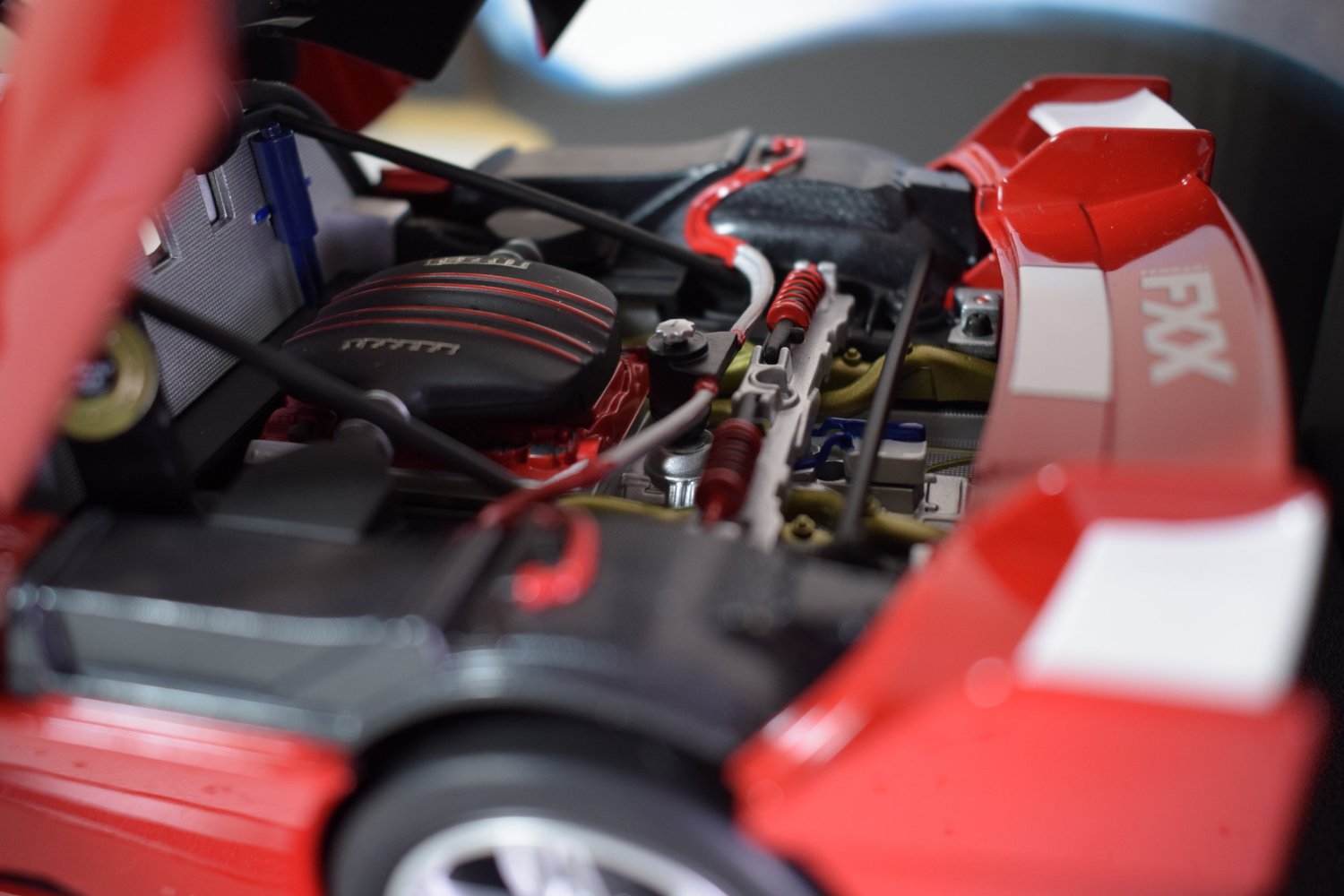 Ferrari Enzo FXX By hotwheels elite 1:18 scale — CS-DIECAST-TUNING