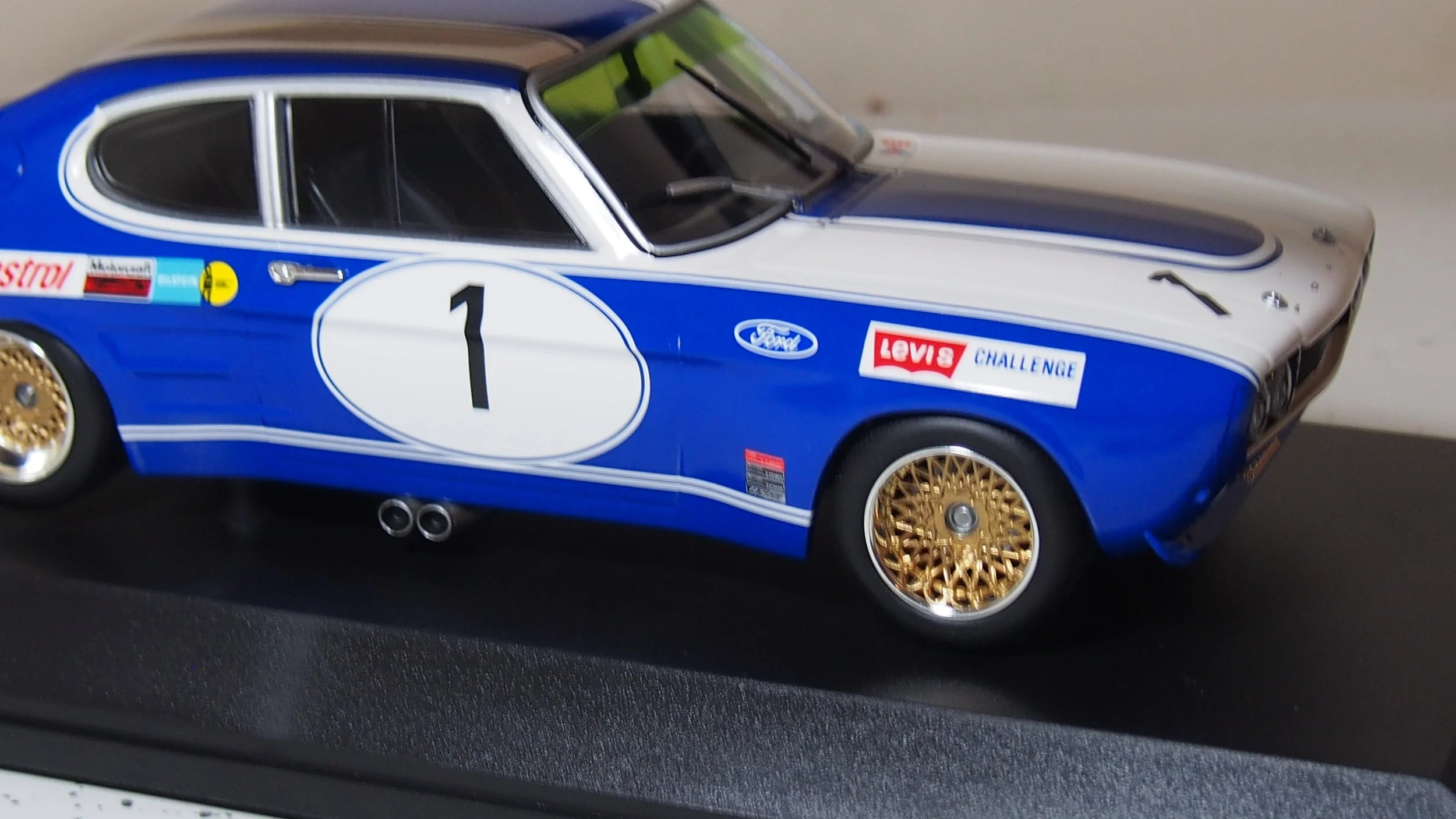 MK1 ford Capri RS 2600 limited edition by minichamps 1:18 scale