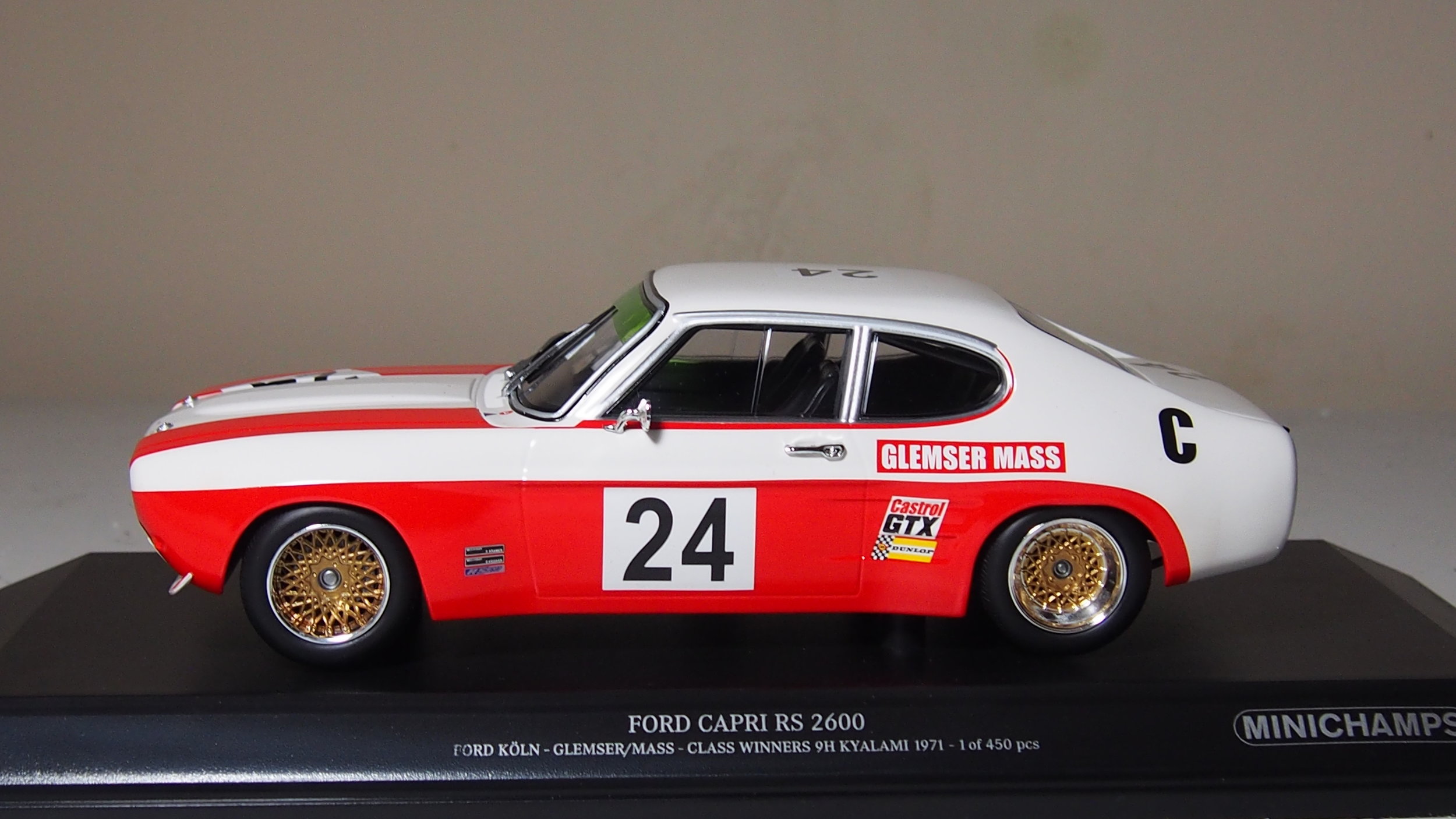 MK1 ford Capri RS 2600 limited edition by minichamps 1:18 MK1 ford Capri RS 2600 limited edition by minichamps 1:18