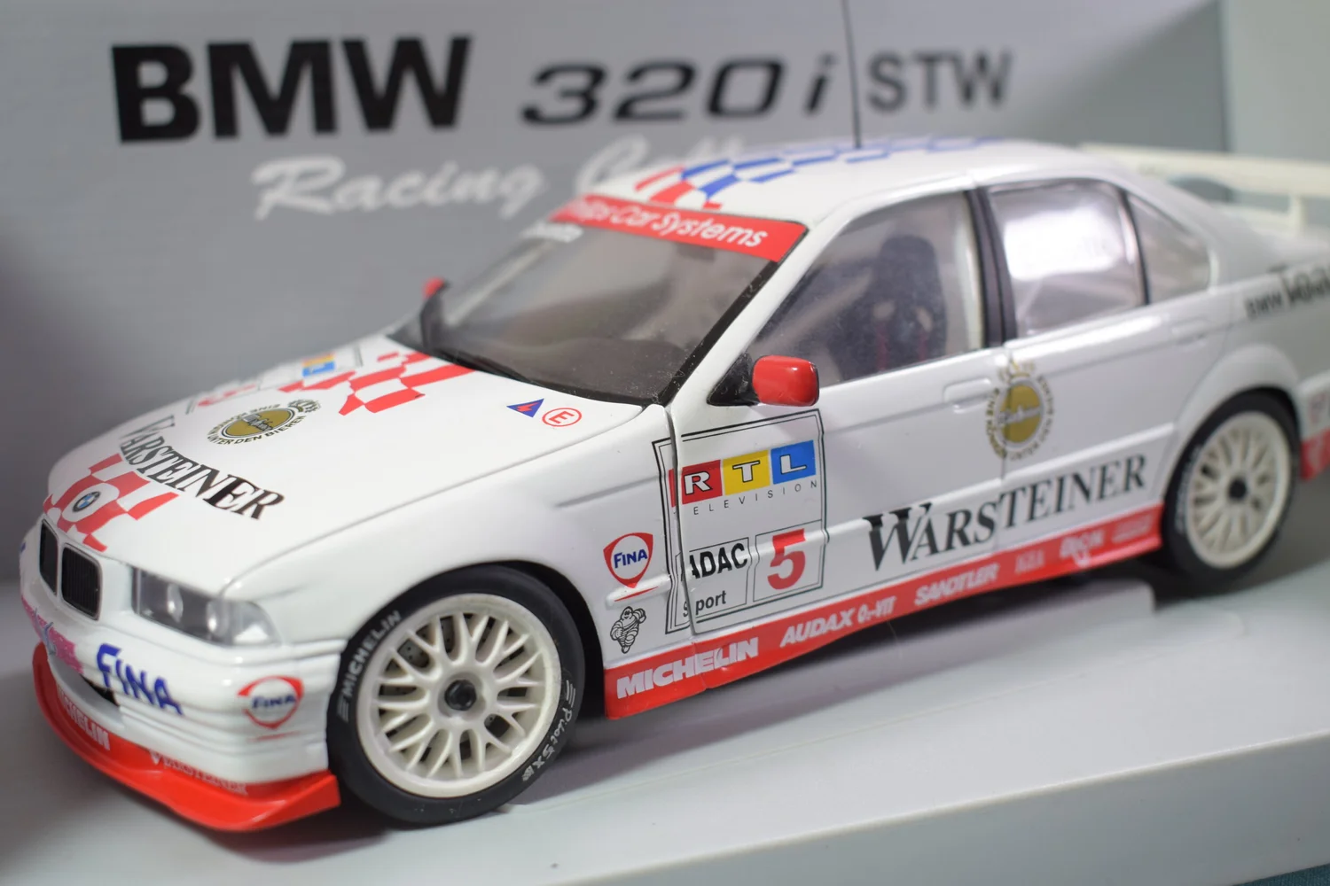 ミニカー BMW 320i STW 1:18 UT models Bmw 320I Stw 1 18 Ut Models | eBay