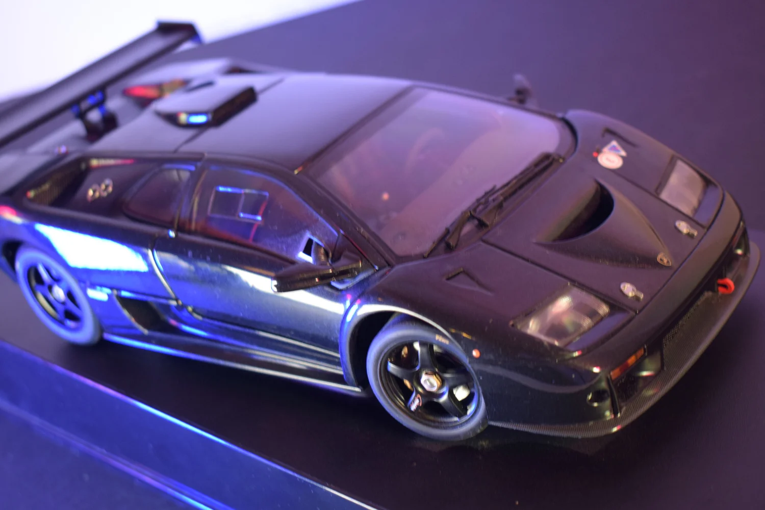 Lamborghini Diablo GTR1/18 スケールモデルオートアート 1/18