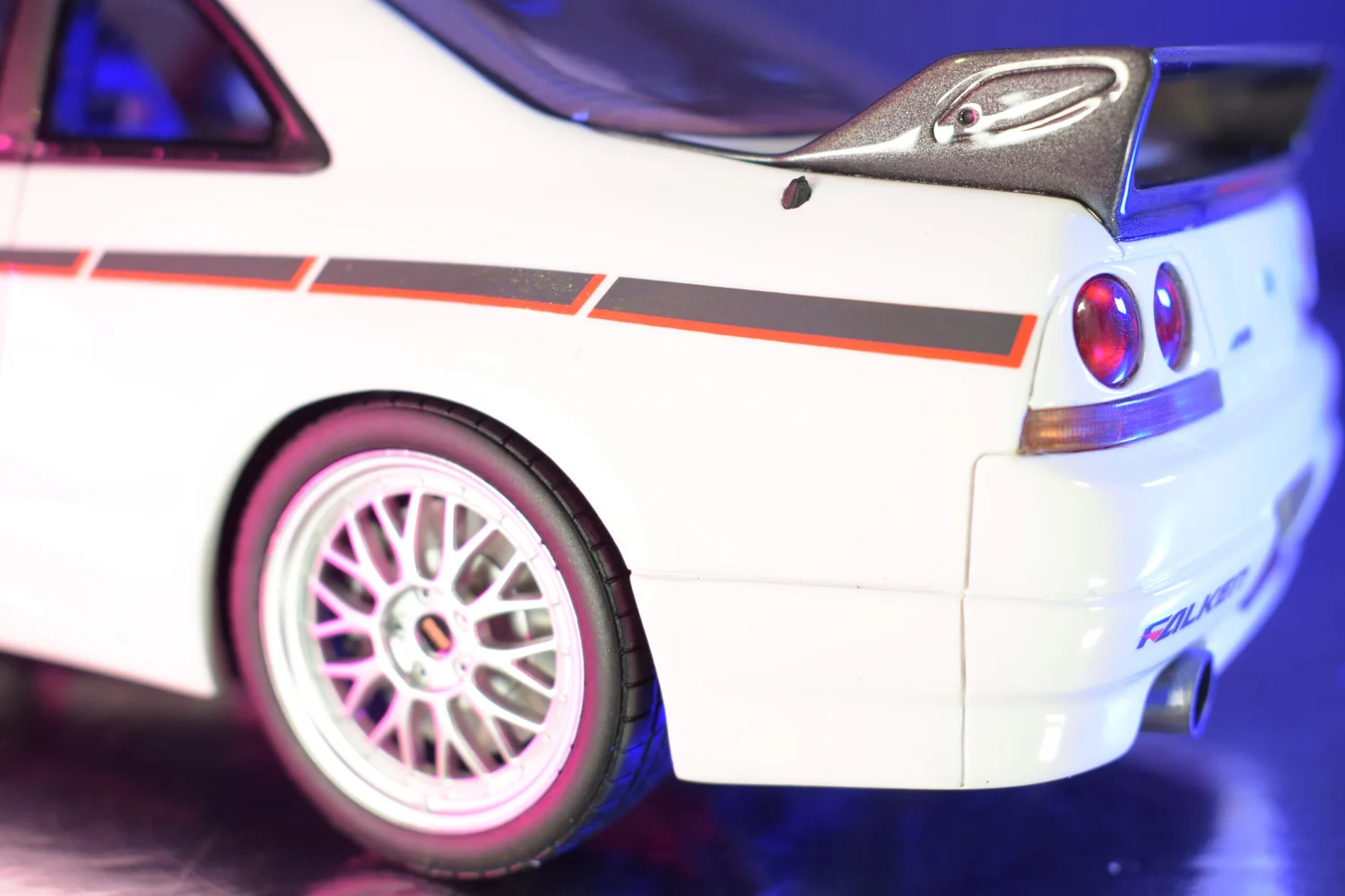 Nissan skyline GT-R (R33) Mines New Boxed BY Otto Models 1:18