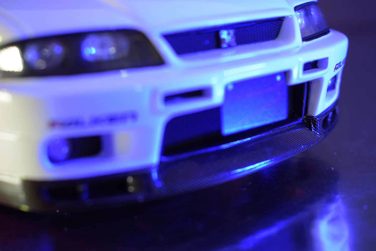 Nissan skyline GT-R (R33) Mines New Boxed BY Otto Models 1:18