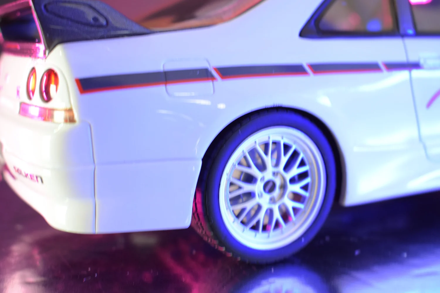 Nissan skyline GT-R (R33) Mines New Boxed BY Otto Models 1:18
