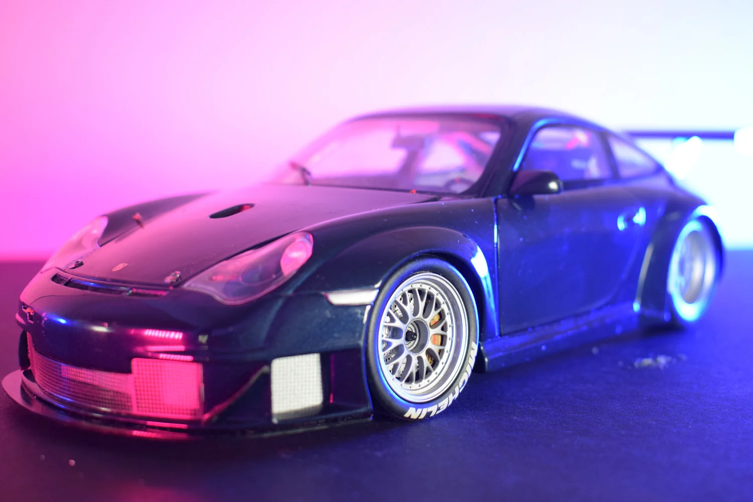 2004 Porsche 911 GT3 RSR model by minichamps 1:18 scale — CS