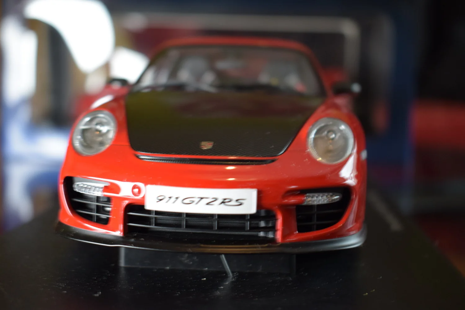 Porsche 911 (997) GT2 RS by Autoart model 1:18 scale — CS-DIECAST