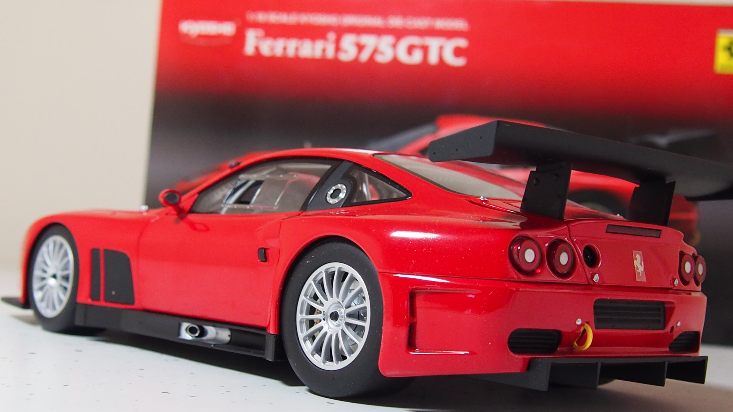Ferrari 575 GTC by Kyosho — CS-DIECAST-TUNING