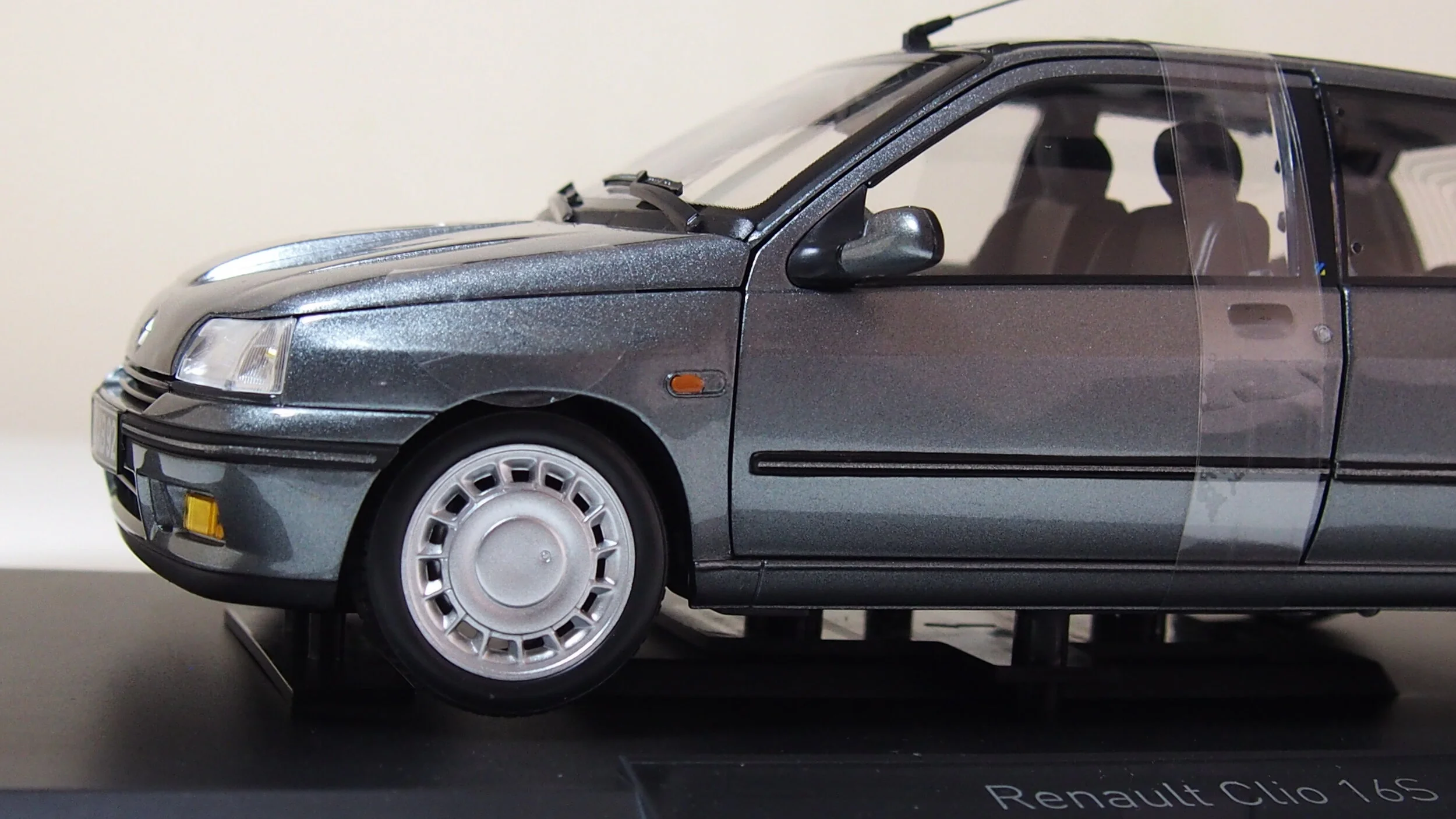 Renault Clio 16S by Norev 1:18 scale — CS-DIECAST-TUNING