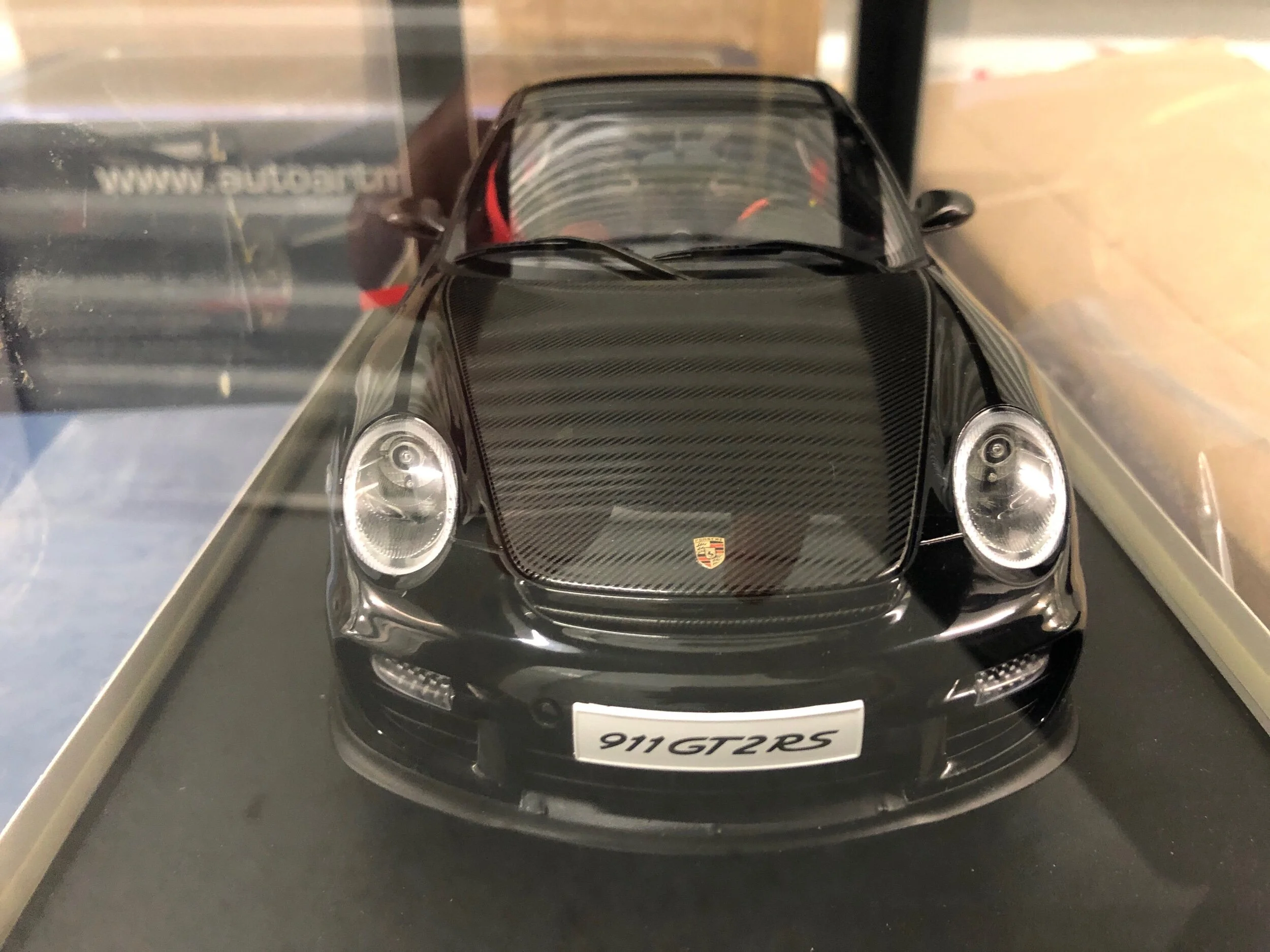 933016BF-40DE-4BF2-99B4-6BA4E8395BA8