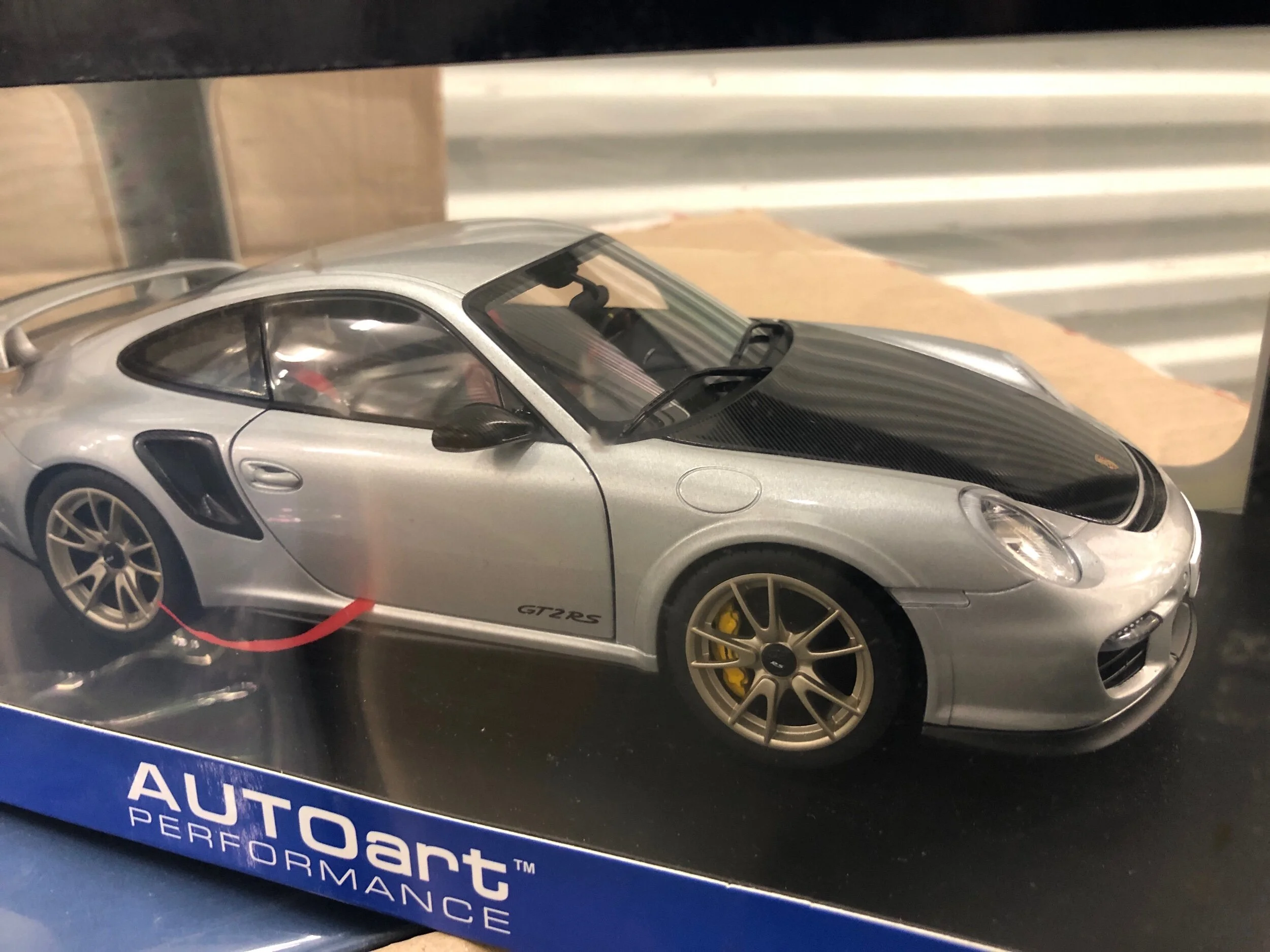 B5FD7A66-D408-444B-9CC5-B8D3371D8F74