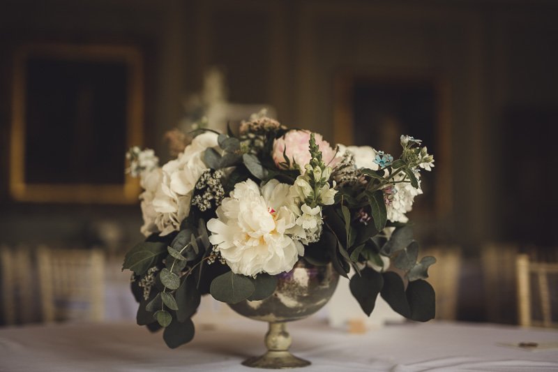 Davenport_House_Wedding_table_floral_piece.jpg