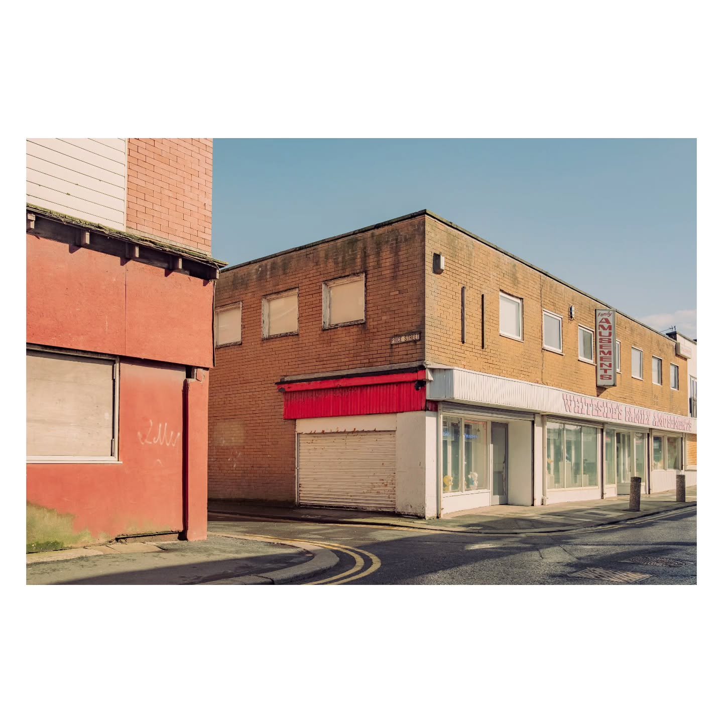 Blackpool...
.
.
.
.
.
.
.
.
.
.
.
.
.
.
.
.
#ntfbgroup #woofermagazine #hurtlamb #reframedmag #futurebalance
.
.
.
.
.
.
.
.
.
.
.
.
.
.
.
I watch her changing everyday for me, oh yeah!
.
.
.
.
.
.