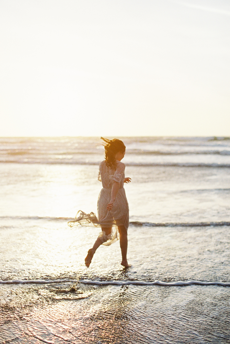 Brandon Sampson-San Francisco-Wedding-Film-Photographer-2018-Ocean Beach-Portrait-23.jpg