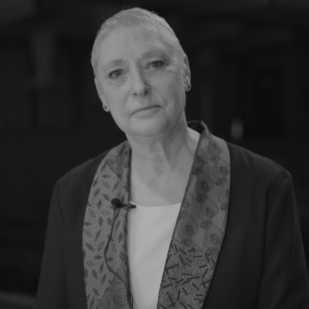 Lucinda Ellert'76.jpg