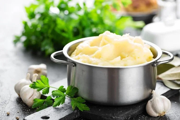 Kevin usually makes this delicious dish. So this is his recipe :) 

We&rsquo;ll typically use Miyoko&rsquo;s vegan butter and serve it with Shiitake Cashew Cream Gravy.

8 medium potatoes&middot;

a massive amount of garlic (if tolerant)

1 to 3 tabl