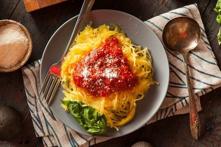 It&rsquo;s squash season! This delightfully easy recipe satisfies the taste for Italian cuisine with a vibrant texture but not the heaviness that can come from eating pasta.

Read more: 
https://wabisabispace.com/madgood/2020/2/17/squash-spaghetti

I