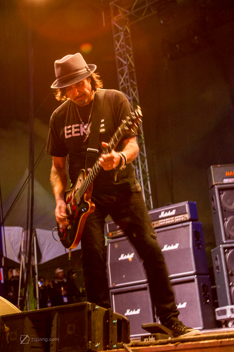 motorhead-2.jpg