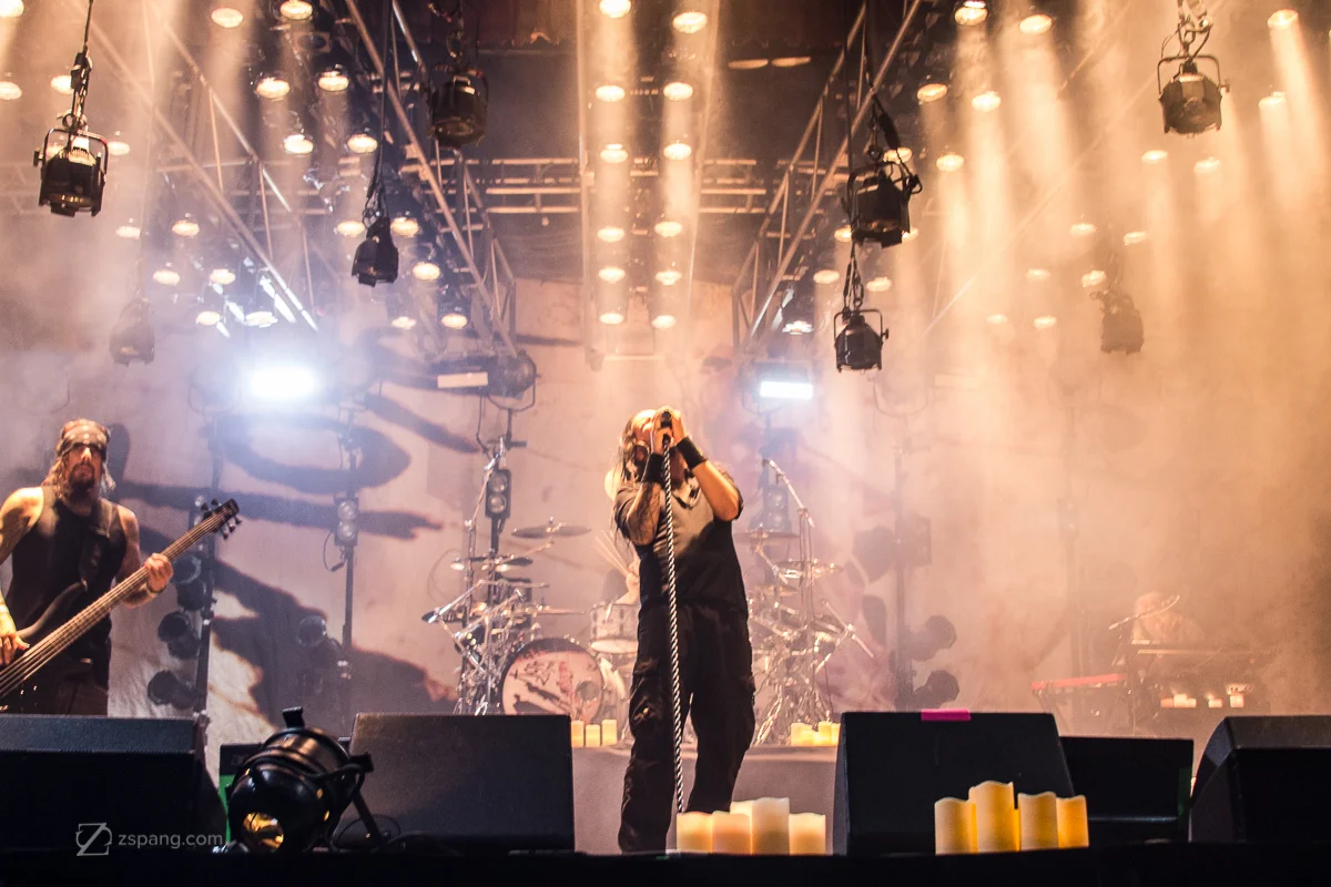 20151001_Korn-2.jpg