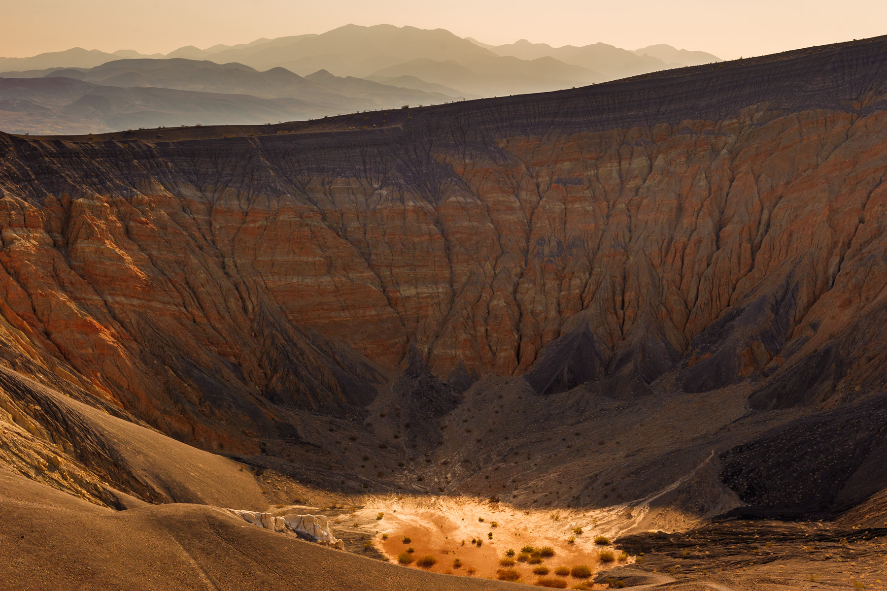 Meteor-Crater-Death-Valley.jpg