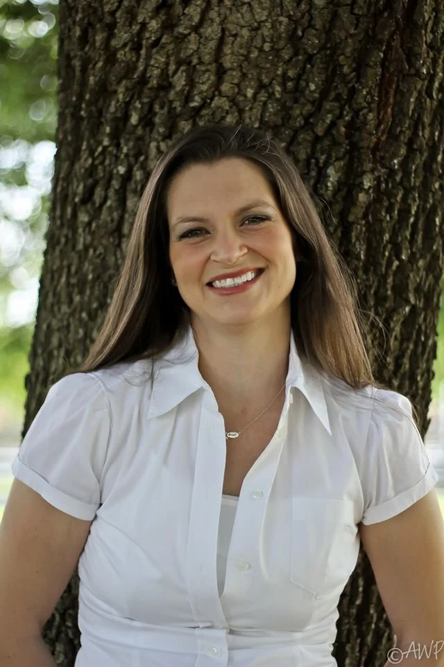 April Williams | #CreativeMomista + Founder of Creative Brandista™