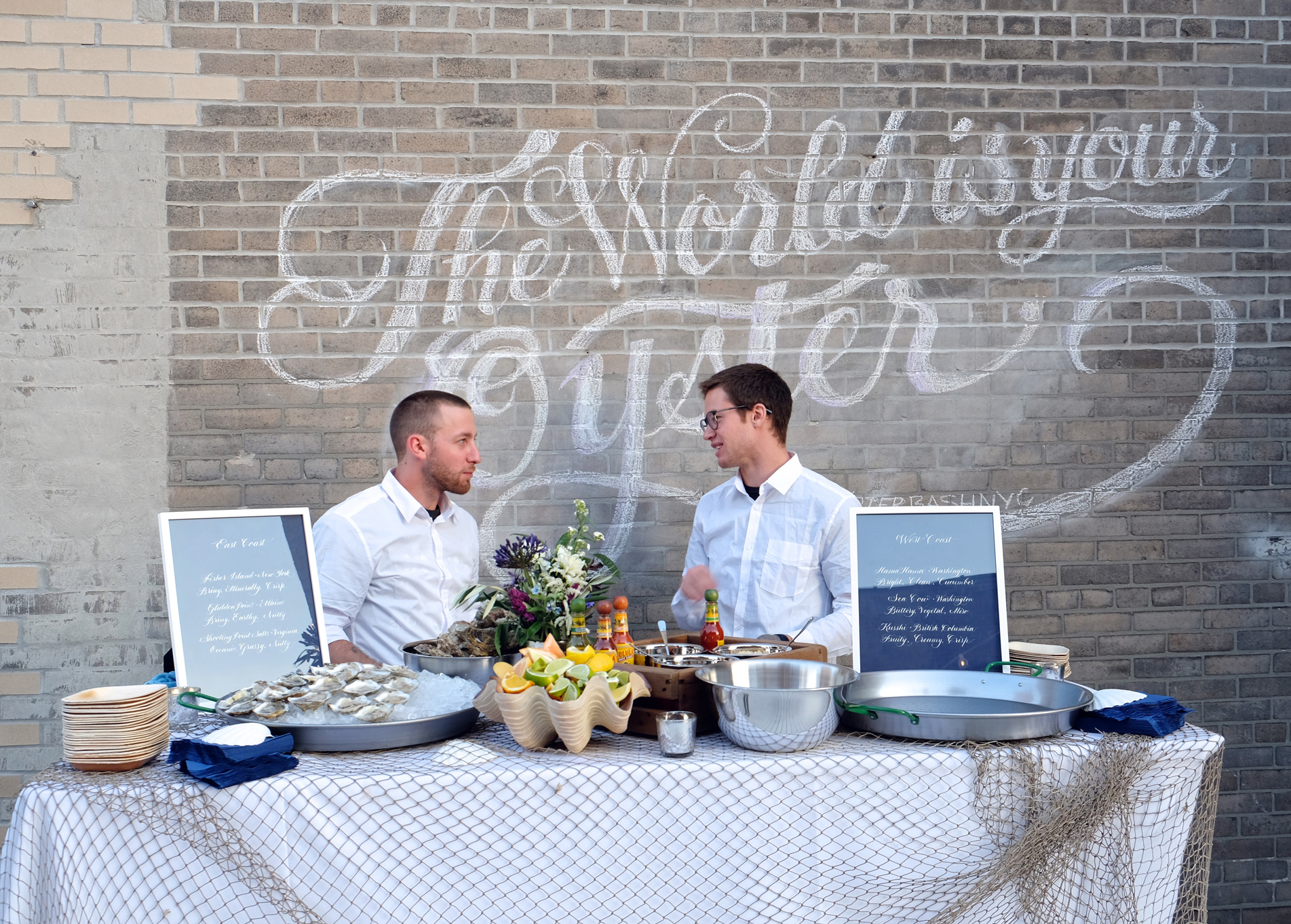 Large-scale outdoor event chalk lettering | www.chavelli.com