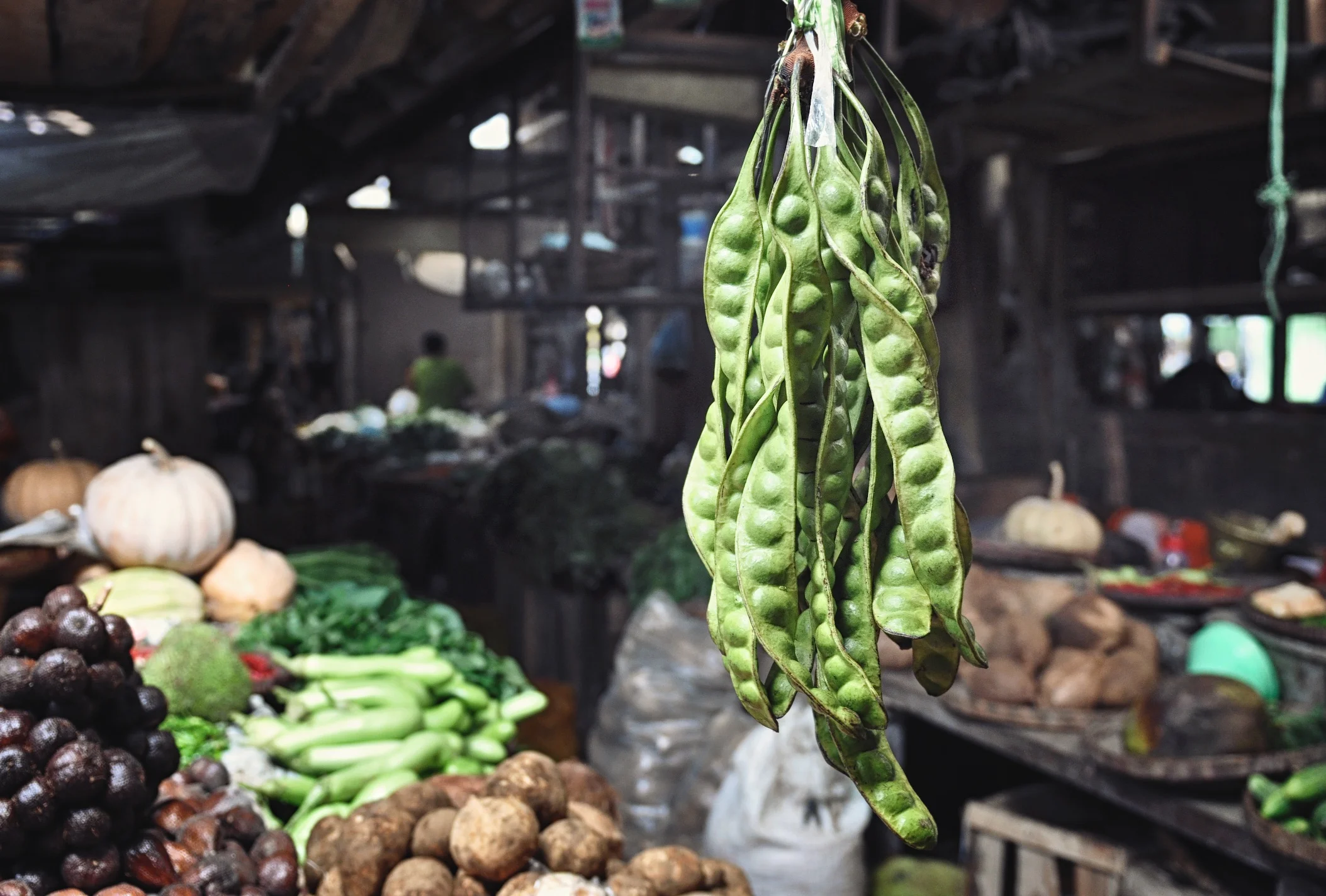 Hanging beans at Borobudur Market in Central Java, Indonesia| © Chavelli Tsui www.chavelli.com