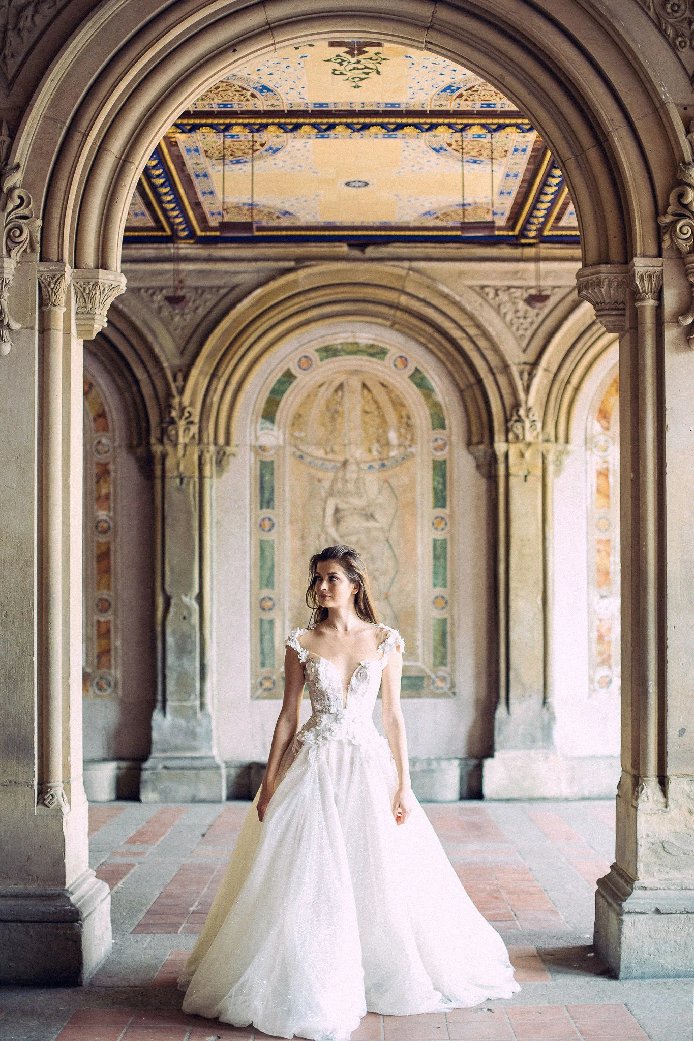 Two Lovers in the Heart of New York wedding editorial shoot | www.chavelli.com