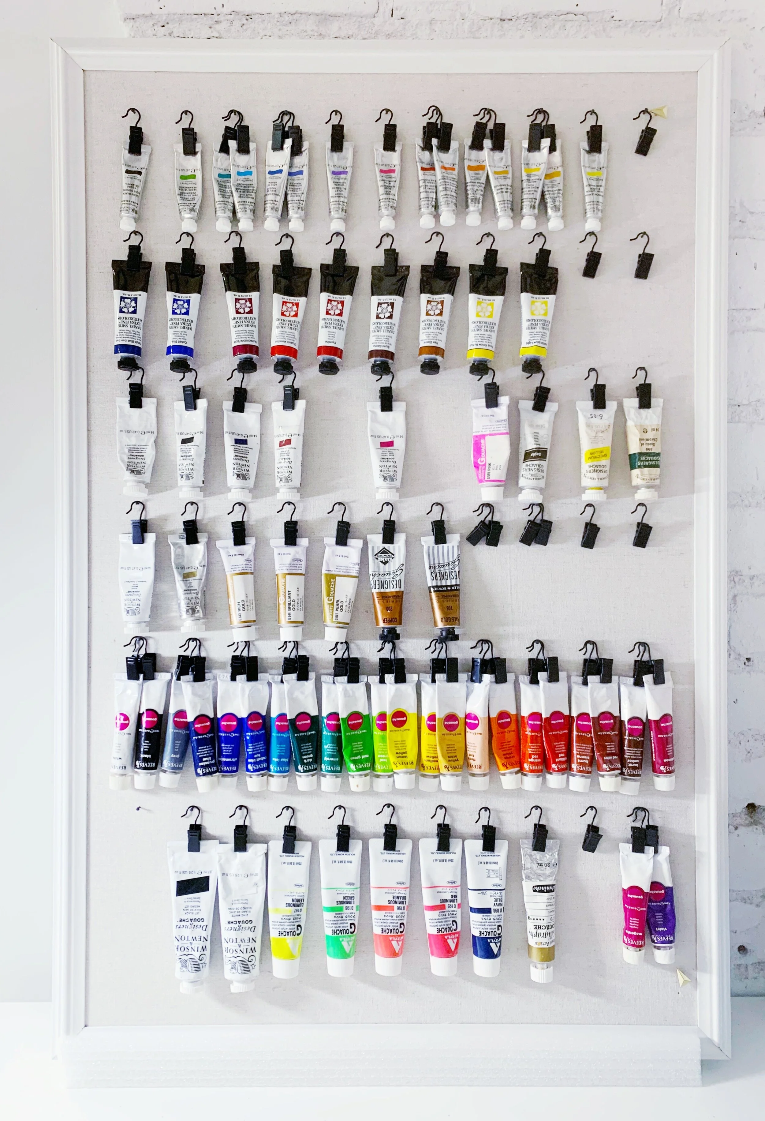 A Fun And Functional DIY Paint Tube Organizer That Looks Great Too!