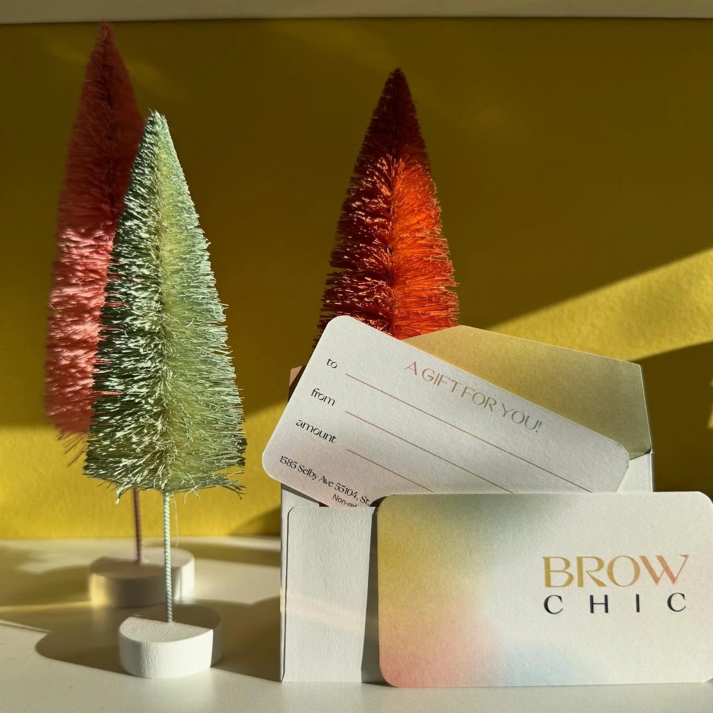 Gift Cards for your bestie, your baddie, your booboo, and baby, your mama, your papa, your pookie 💋 💋 Shop online or stop by!
#foreveryone #shopsmall #holidaytime