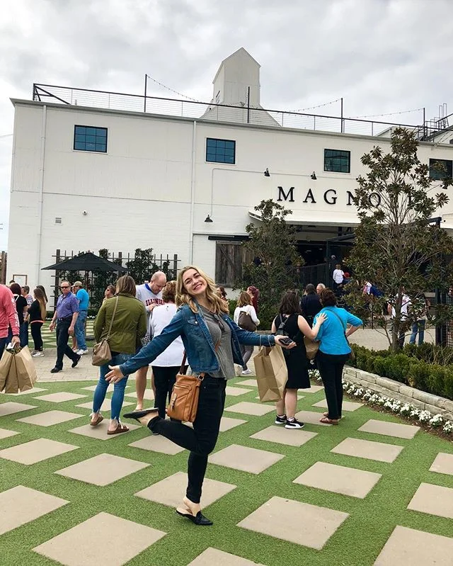 March started with a quick trip to Texas! It consisted of a childhood friend marrying the love of her life, my mom and I visiting Magnolia Market and seeing family. What a lovely getaway!.
.
Inspiration is still coming in from visiting this magical p