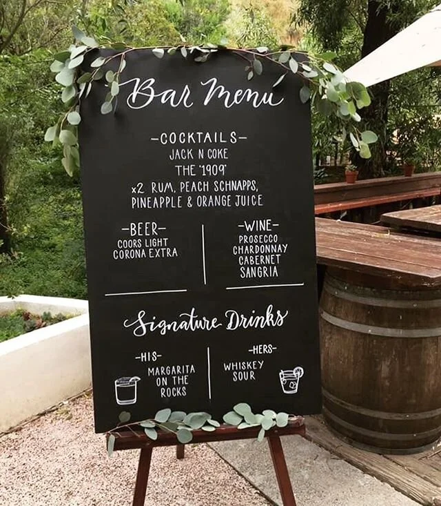 .....and just like that, Monday will be here tomorrow! Throwing it back to this bar menu that I made for a Monday wedding last year. I love a classic drink menu🥂
.
No matter what you may have carried with you last week, tomorrow is the start of a ne