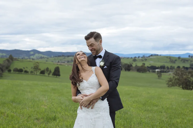 Laura_and_Cody_2016_wedding_photography_melbourne_rebekah_kamsky_littleisle_photography_(198_of_236).jpg