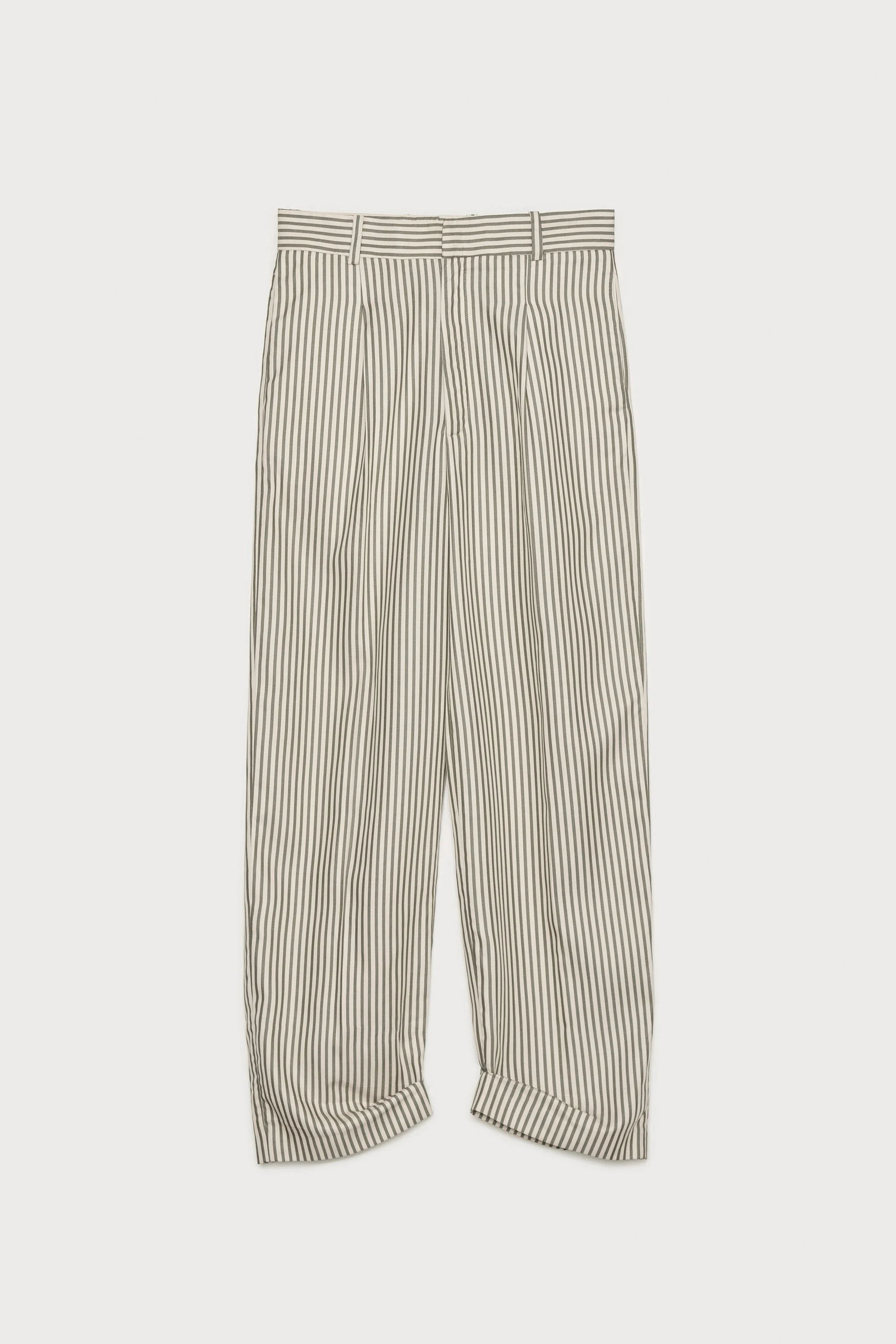 CarlotaBarrera_SS25_DroppedCuffTrousers_Front.jpg
