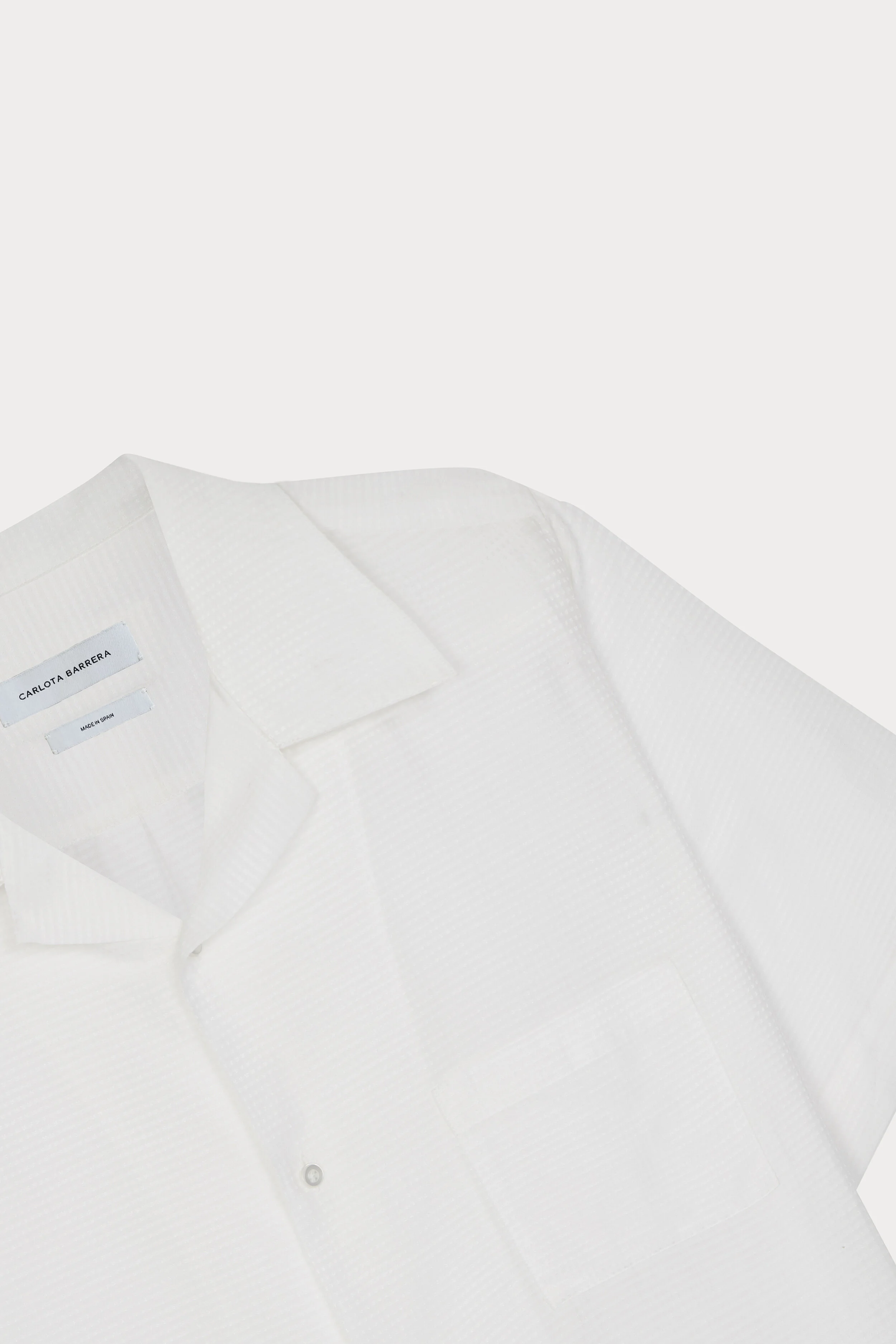 White_silkcotton-CBSS20-collar_closeup.jpg