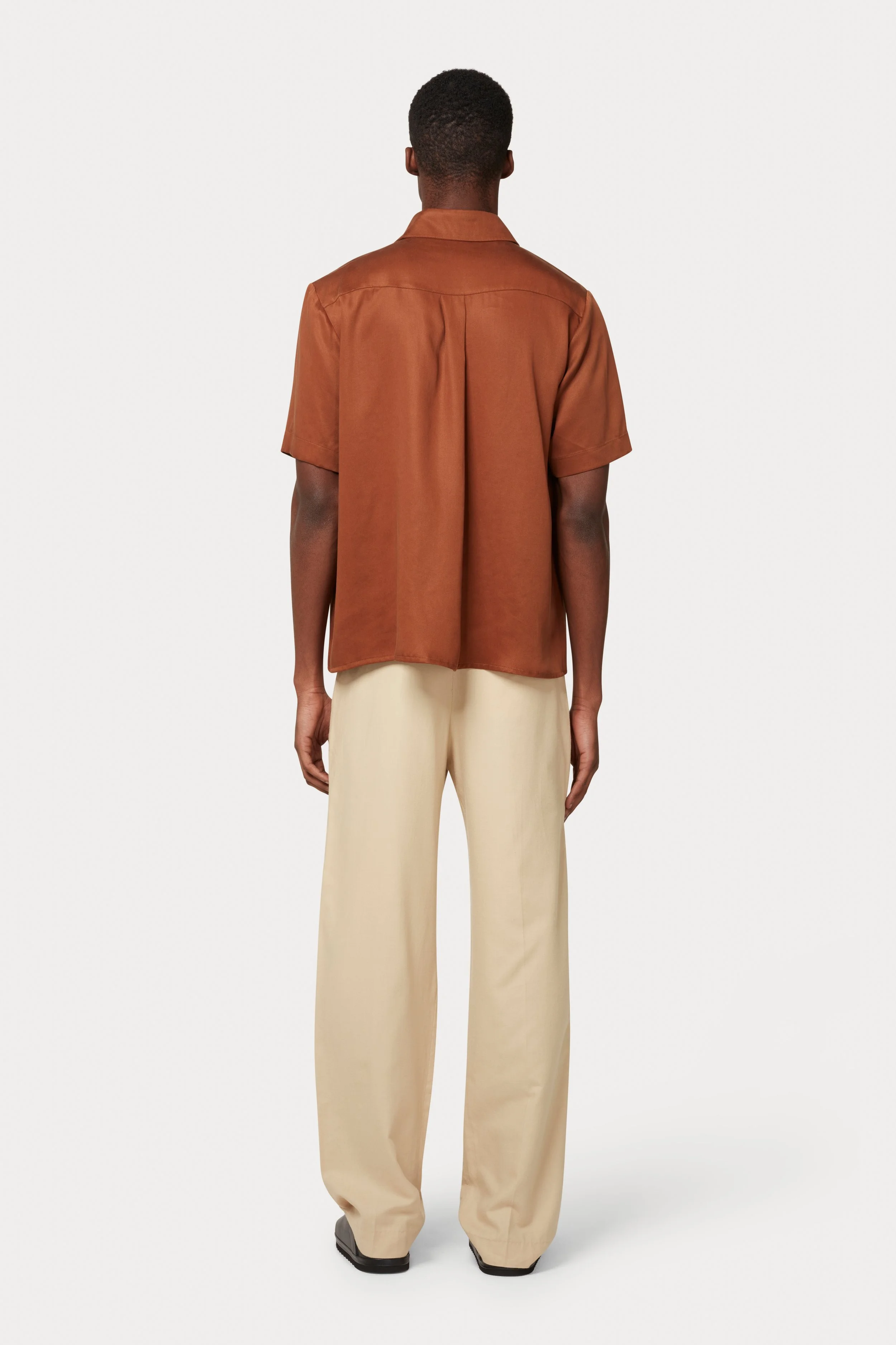 ShirtSleeveShirtwithSlit_02.jpg