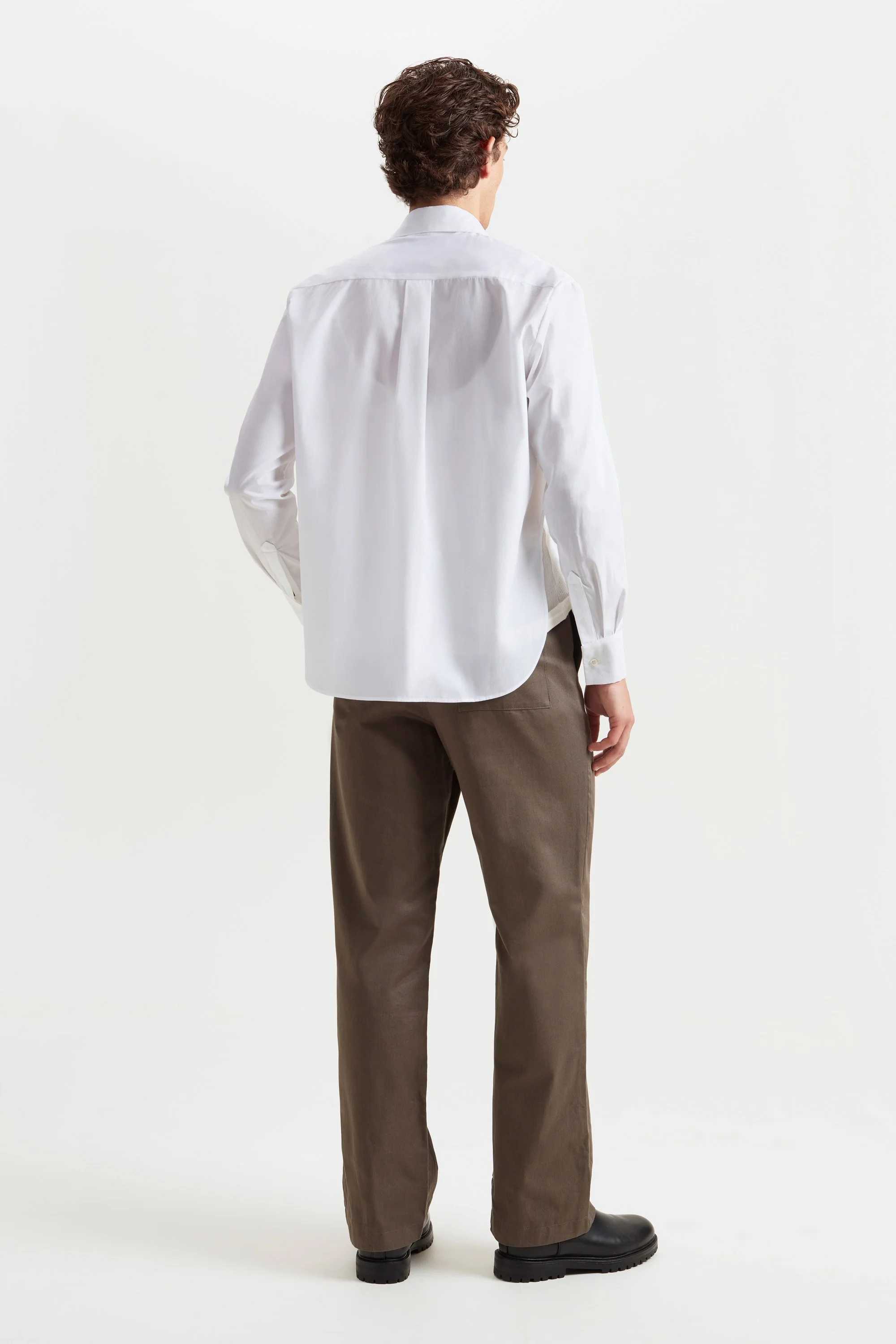 CARLOTA_BARRERA_FW23_CURVE_SHIRT_ 2.jpg