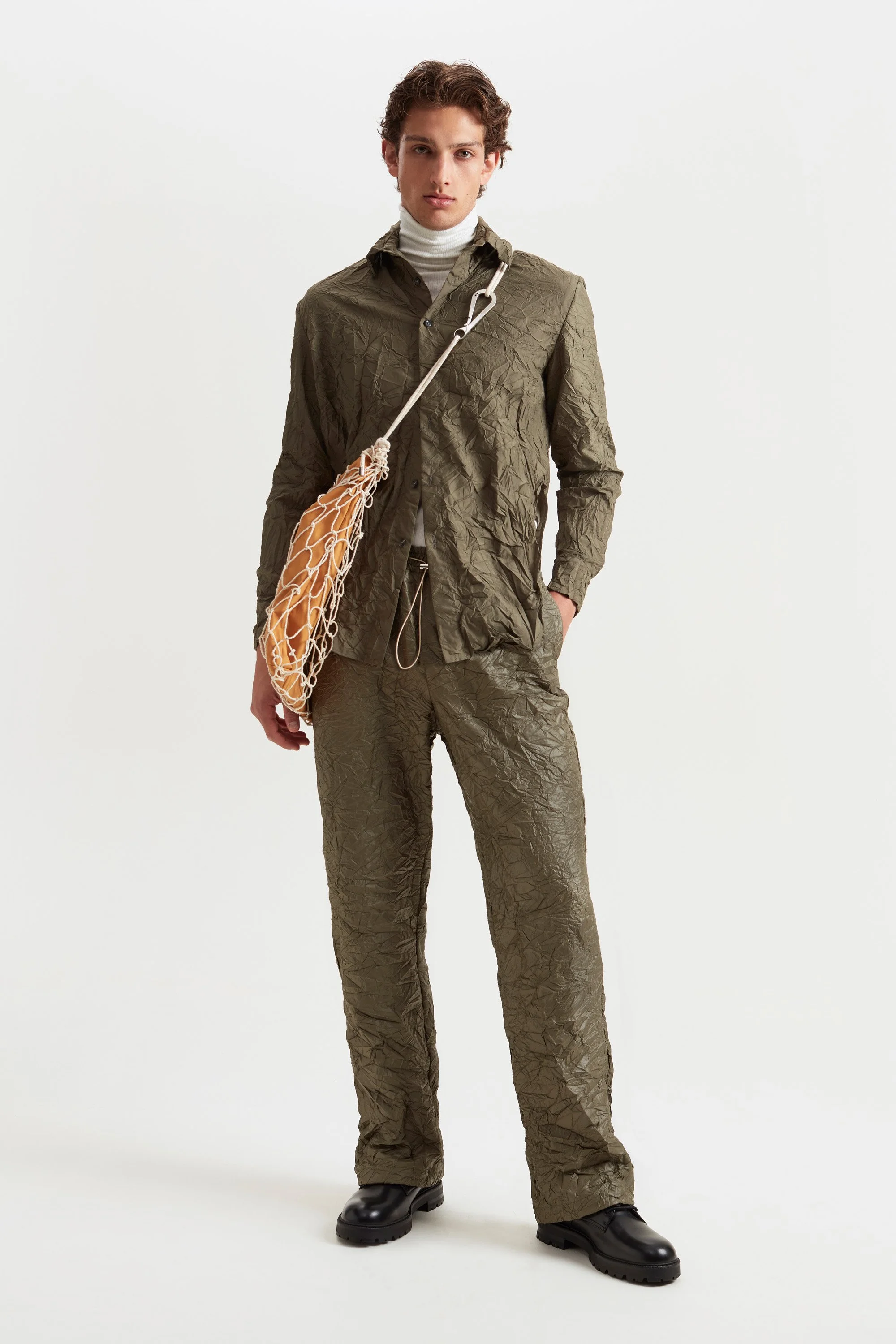 CARLOTA_BARRERA_FW23_CRINCKLED_SHIRT_ 3.jpg