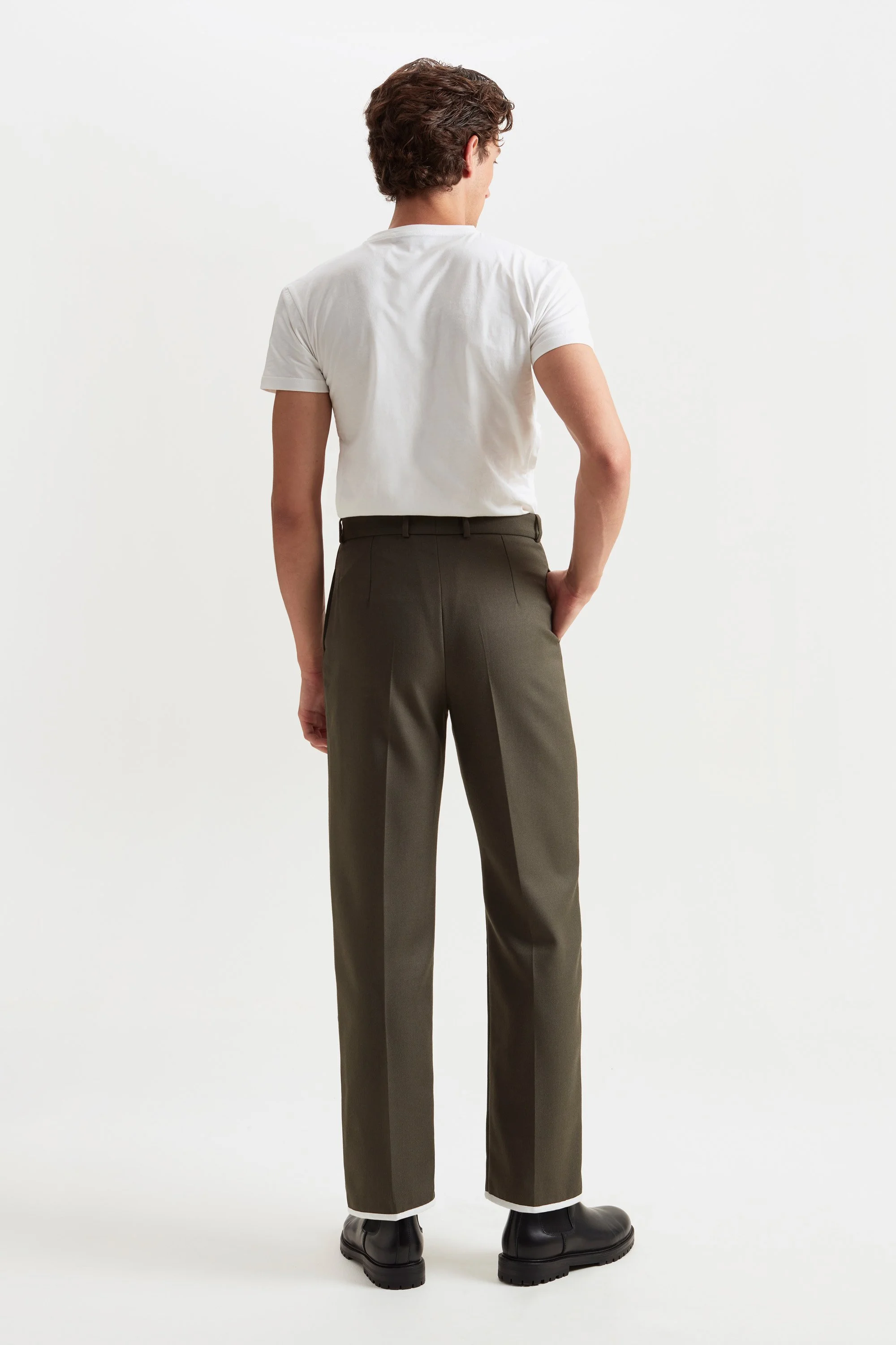 CARLOTA_BARRERA_FW23_Pleated_Trousers_with_Cord_2.jpg