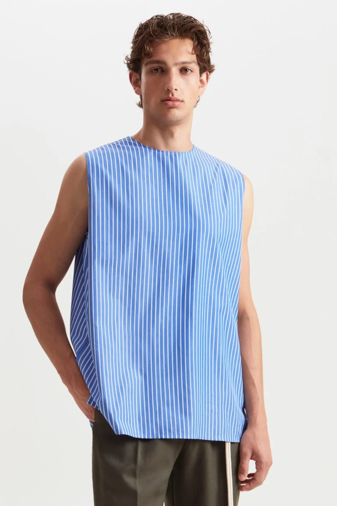 CARLOTA_BARRERA_FW23_STRIPES_TOP_+1.jpg