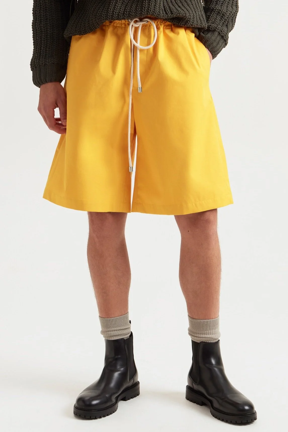 CARLOTA_BARRERA_FW23_Yellow+Drawstring_Shorts_3.jpg