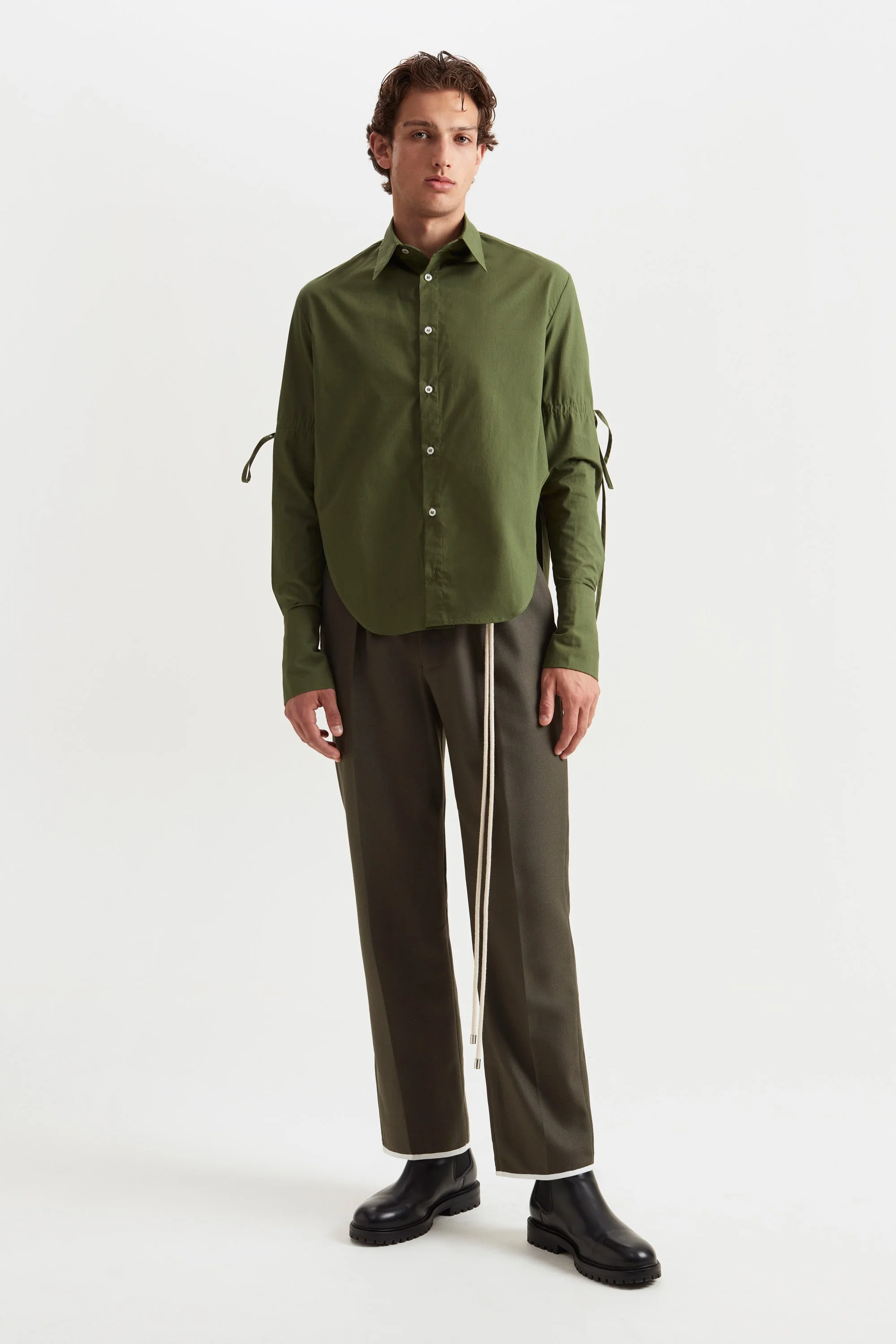 CARLOTA_BARRERA_FW23_GREEN_SHIRT_ 1.jpg