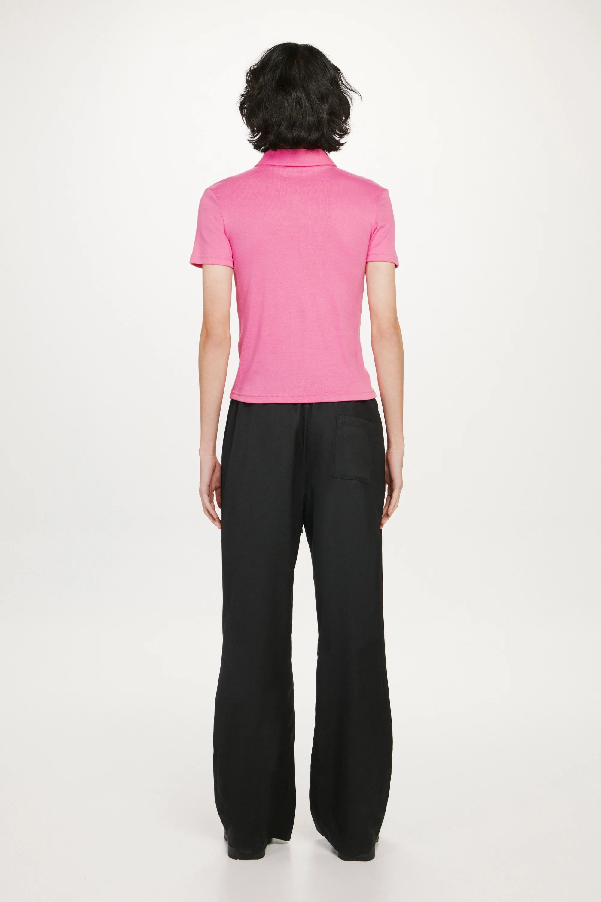 CARLOTA_BARRERA_SS24_POLO_SHIRT_PINK_03.jpg