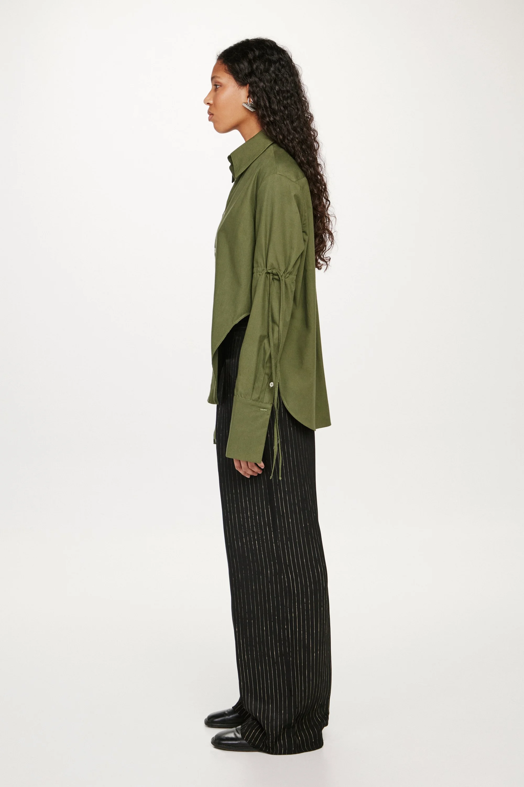 CARLOTA_BARRERA_CC_GREEN_DRAWSTRING_SHIRT_02.jpg