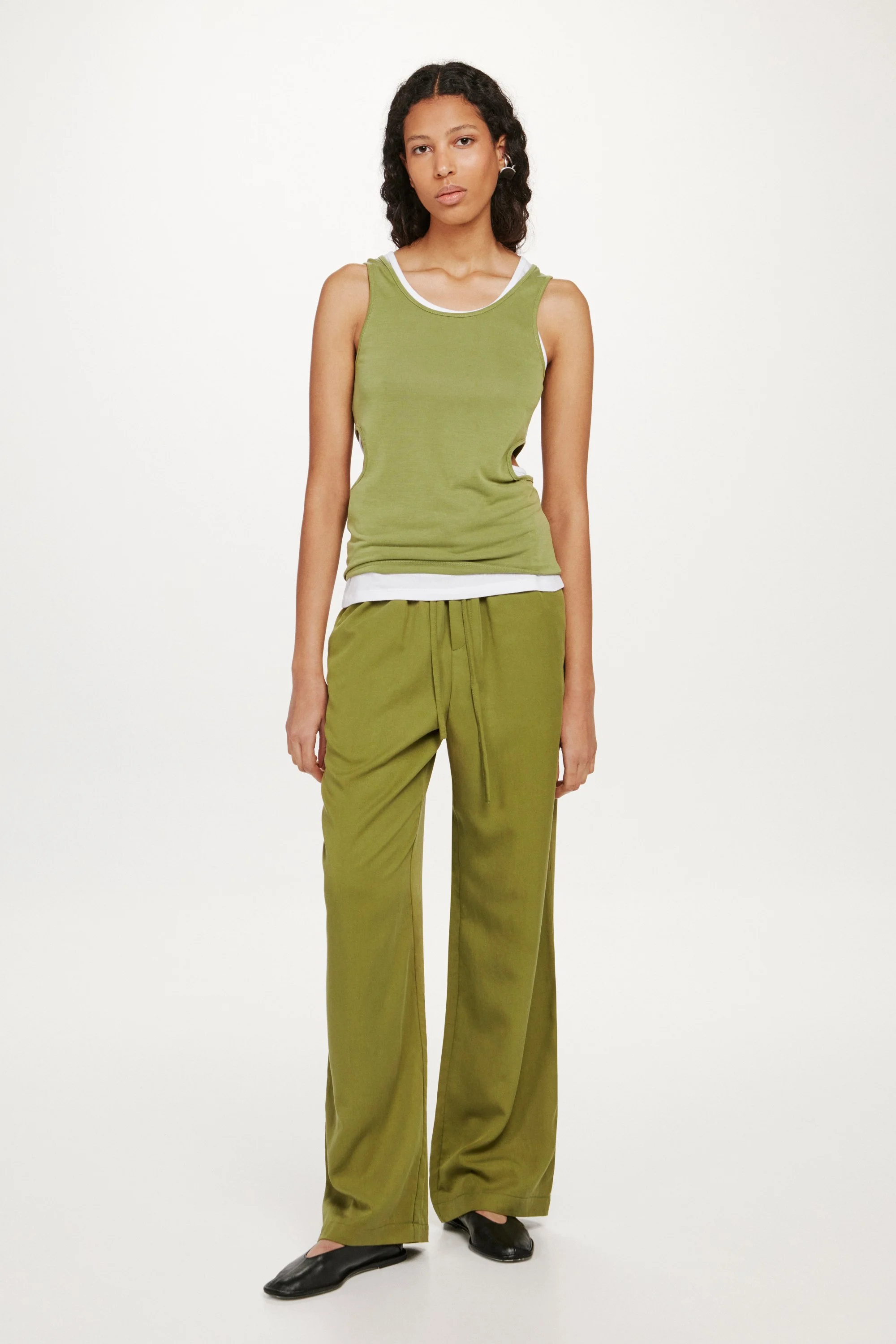 CARLOTA_BARRERA_SS24_GREEN_TANK_TOP_03.jpg
