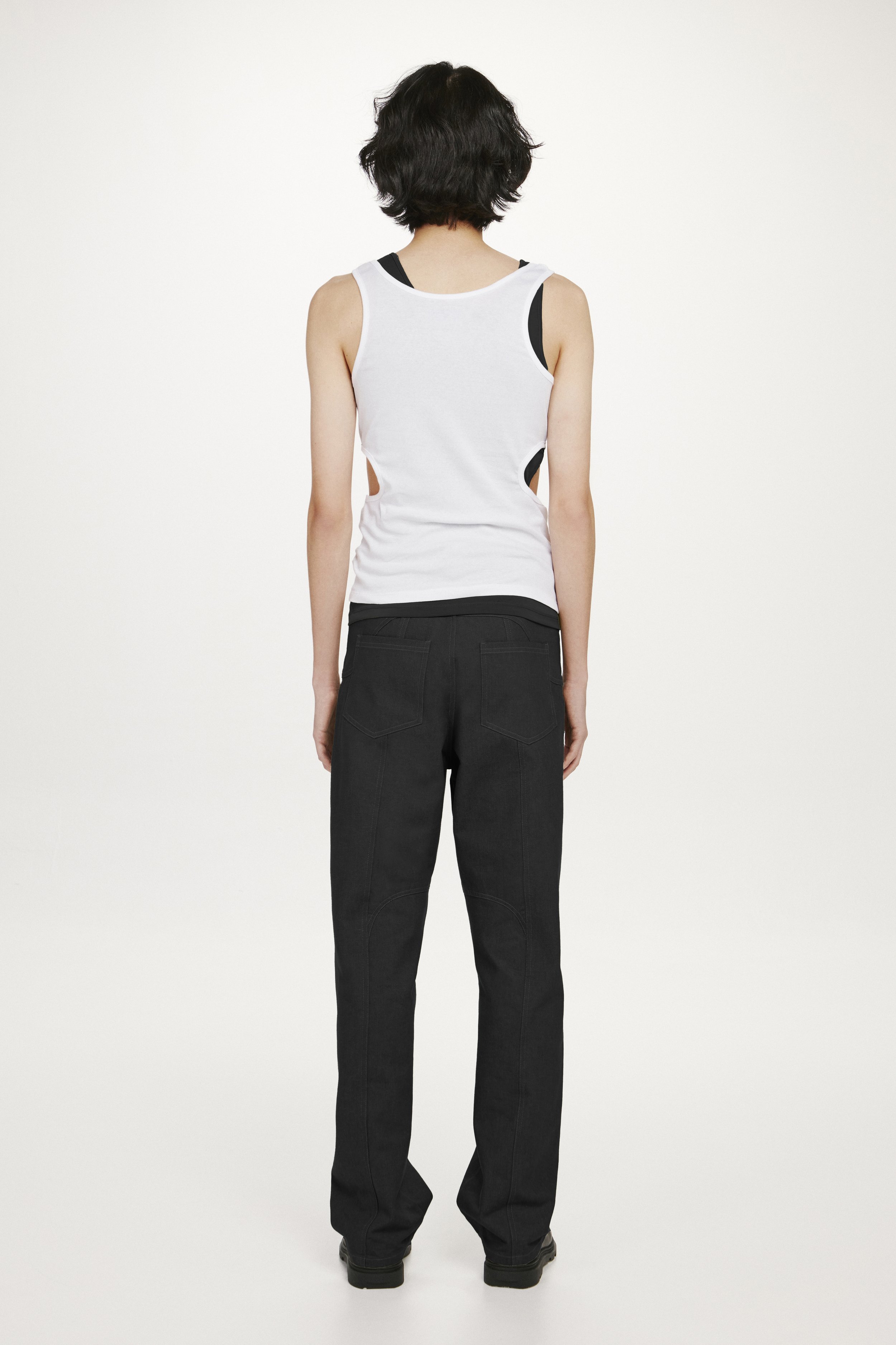 2024_03_07_CARLOTA_BARRERA_SS24_3899_03_black.jpg