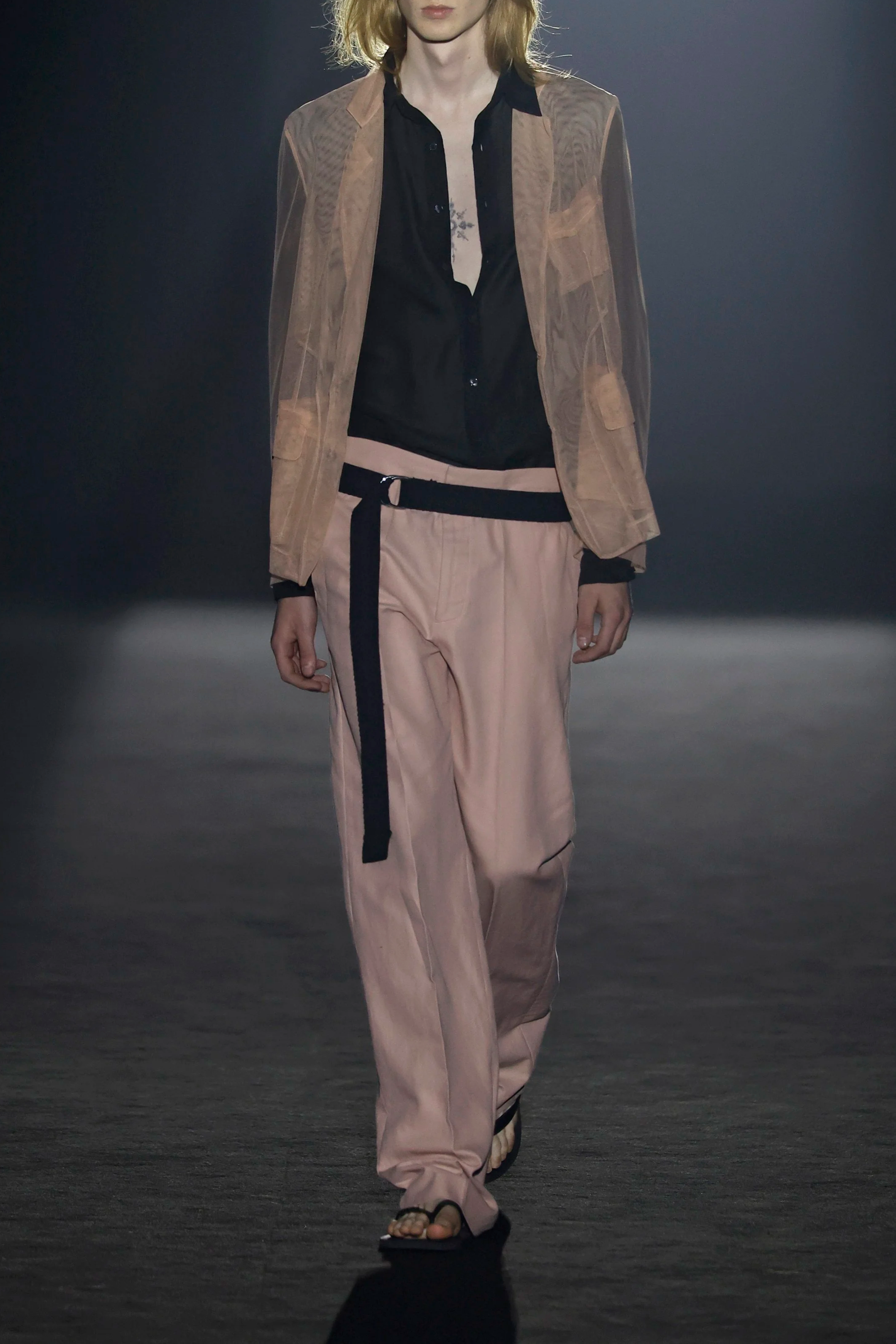 PIN TUCK TROUSERS