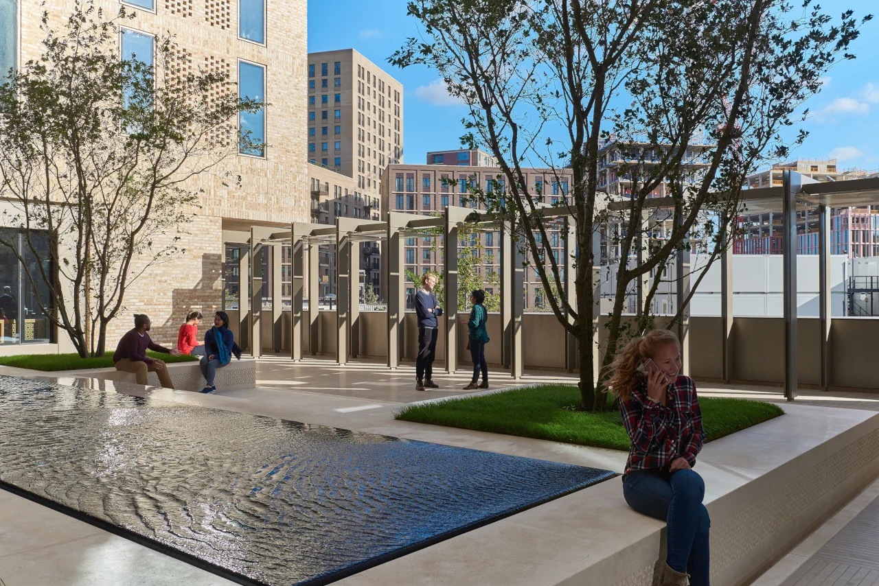 VH Kings Cross Gardens0623.jpg