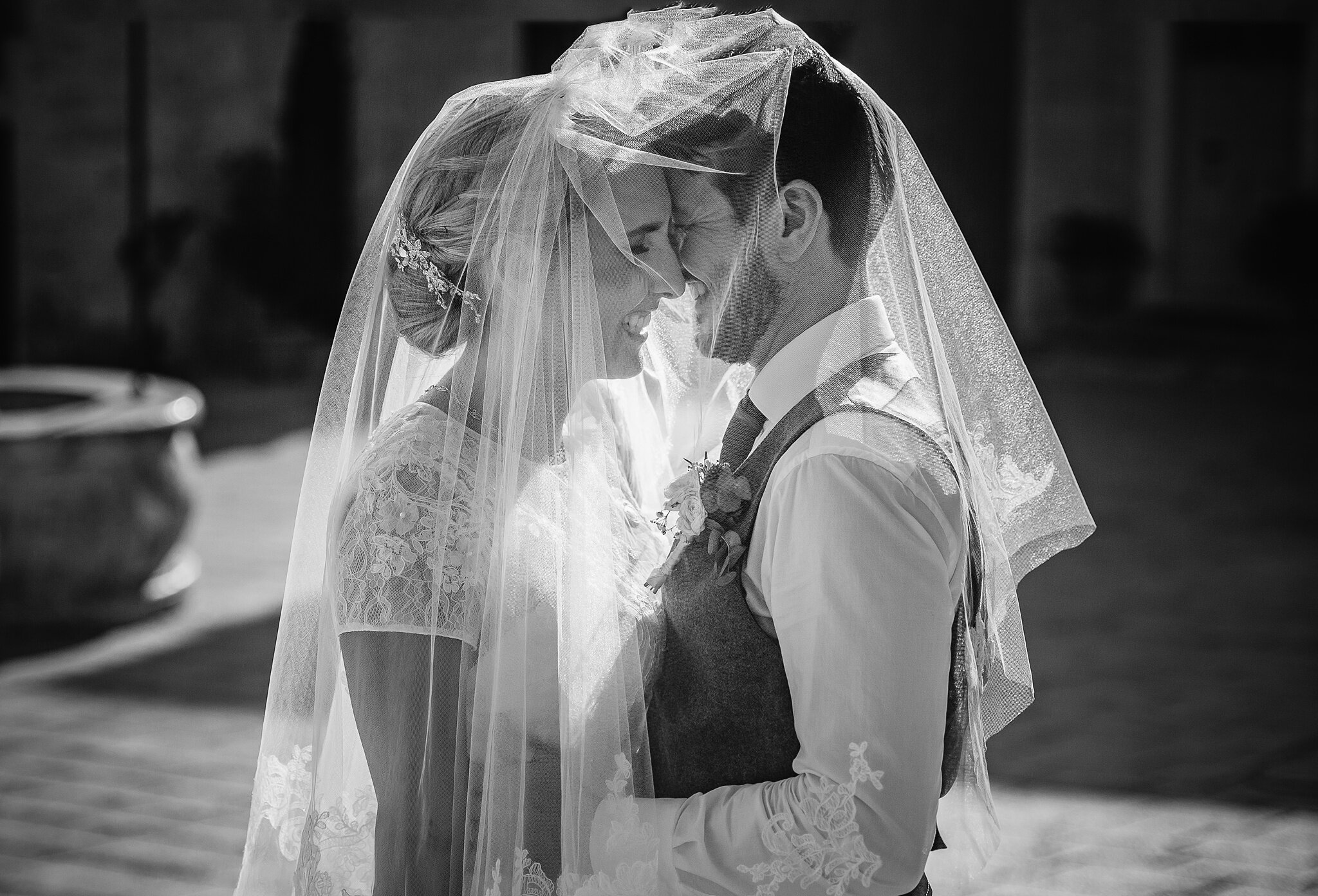 Bride &amp; Groom Photoshoot in Mdina - Wedding Photography Malta - Shane P. Watts Photography