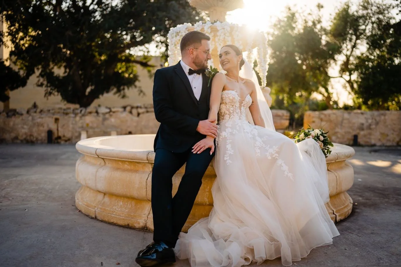 Michelle &amp; Wayne ❤️

Venue: @villa_overhills 
Cinematography: @dersweddingfilms 
Band: @sterjotipi 

@mhiex.gauci @wblbond