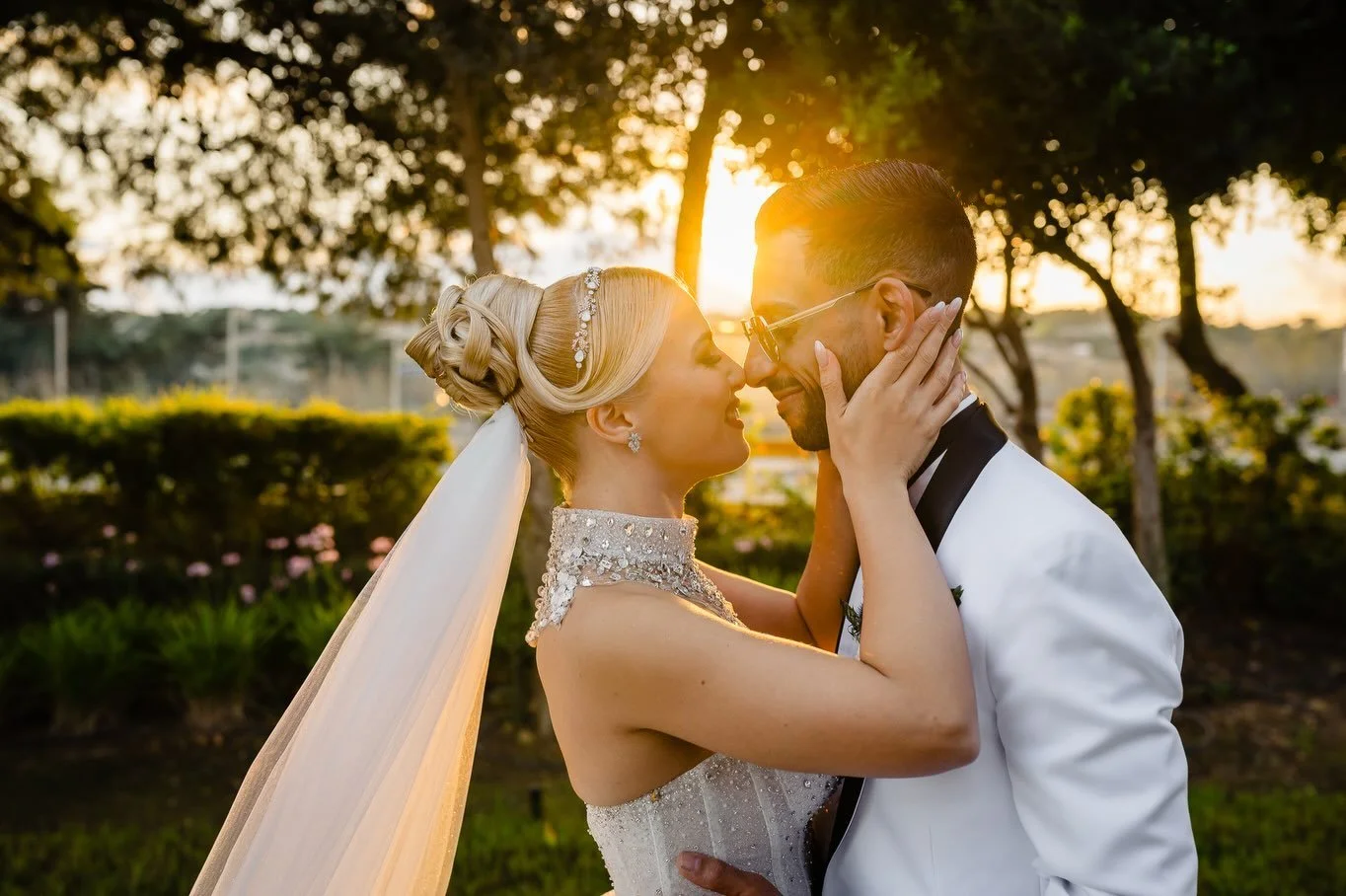 Michaela &amp; Glenn ❤️

Venue: @villa_overhills 
Cinematography: @mattdeguara_weddingfilms